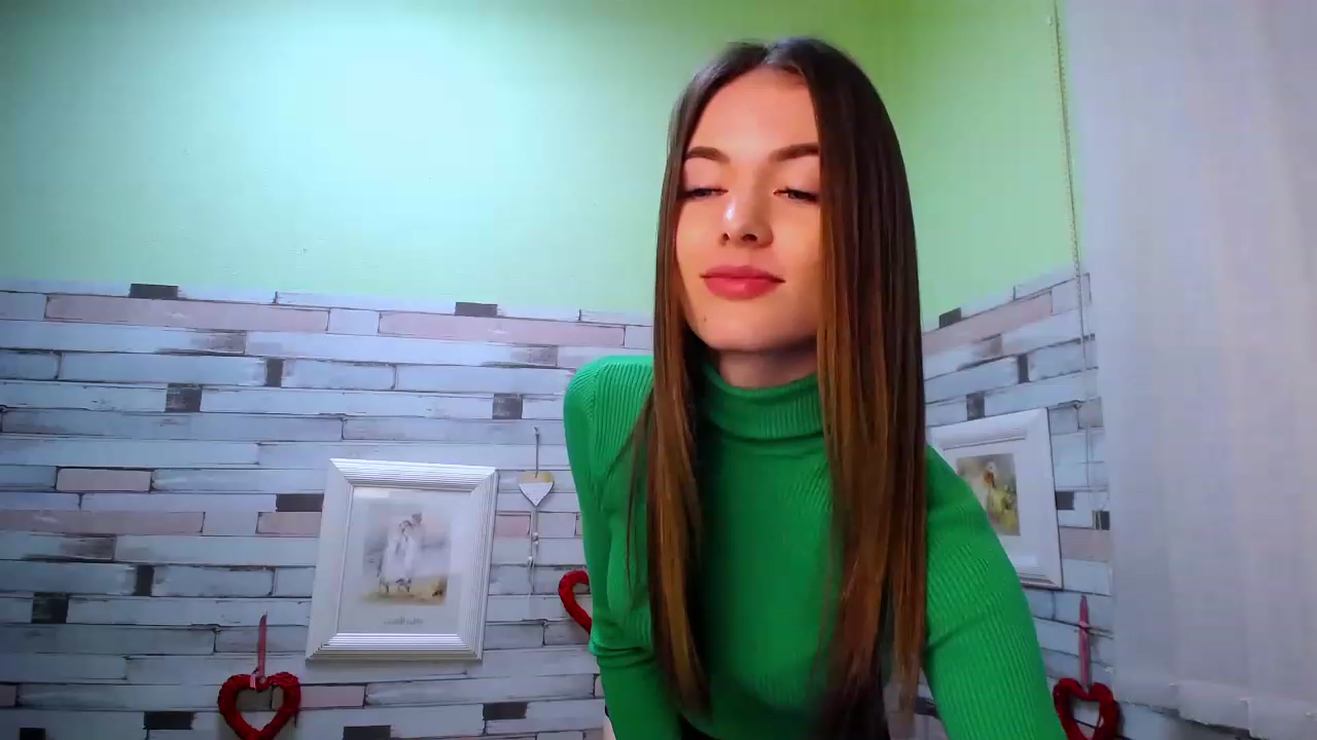 Gallery image thumbnail from Mili_Sky_'s myfreecams stream on, 11/26/2022, 11:50 image 7 of 20