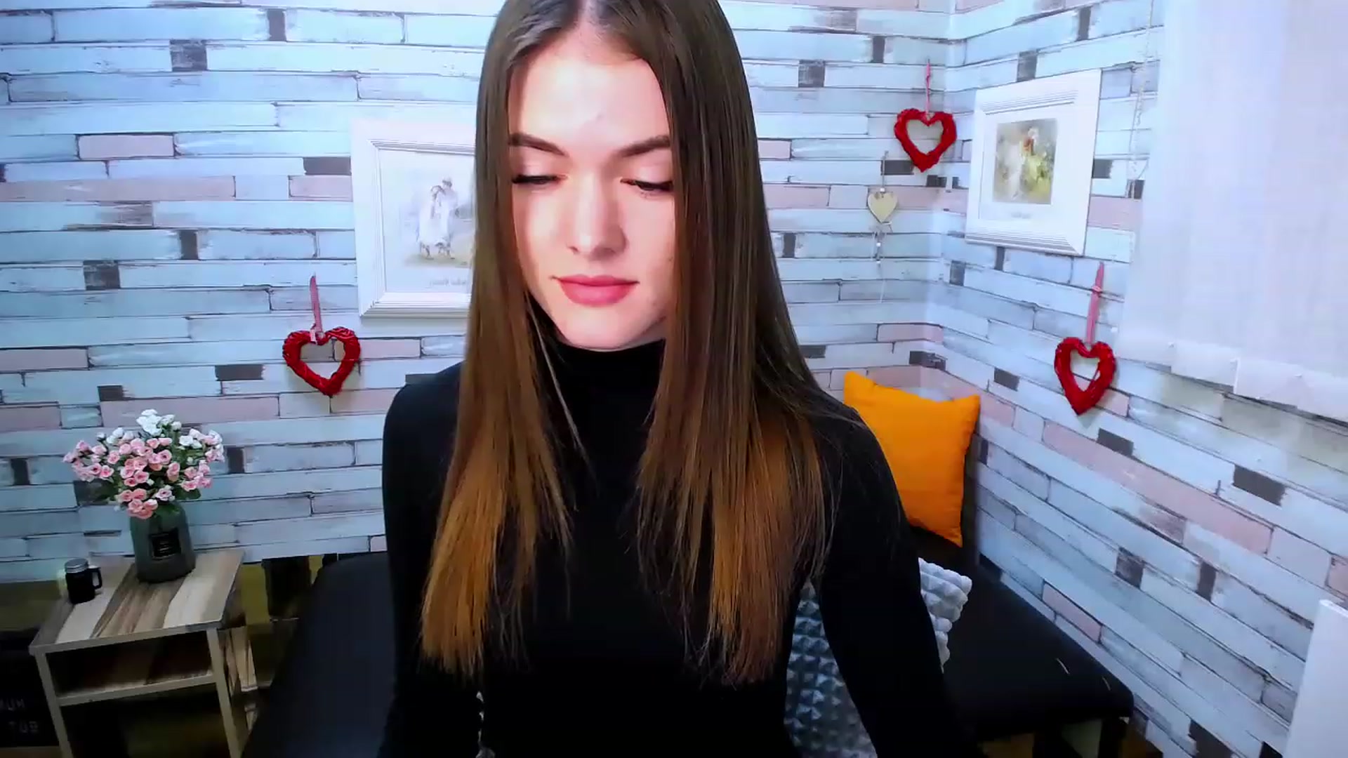 Gallery image thumbnail from Mili_Sky_'s myfreecams stream on, 12/01/2022, 13:25 image 6 of 20