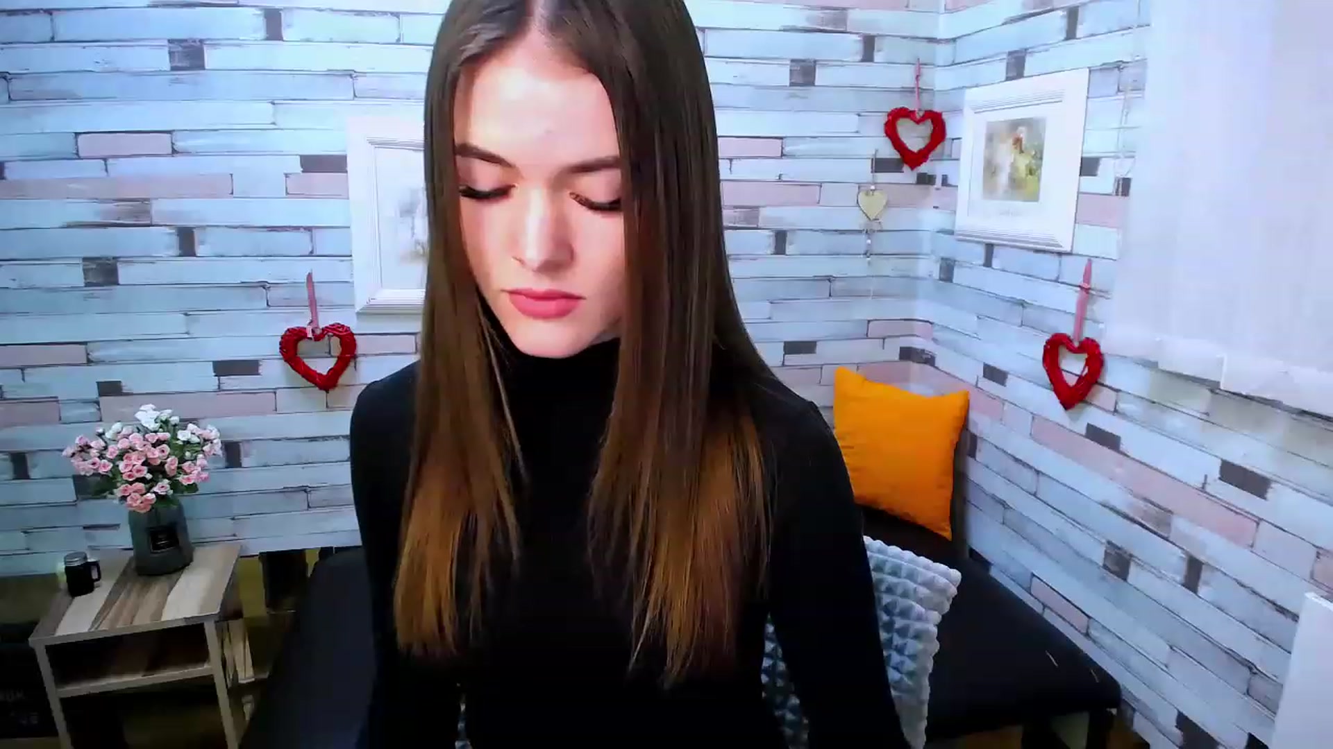 Gallery image thumbnail from Mili_Sky_'s myfreecams stream on, 12/01/2022, 13:25 image 8 of 20