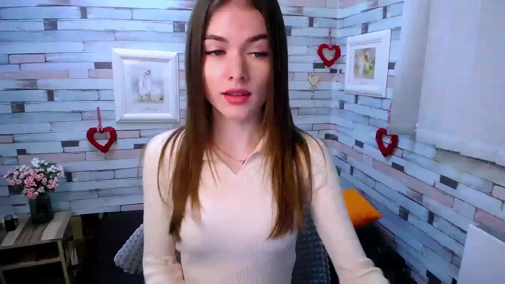 Gallery image thumbnail from Mili_Sky_'s myfreecams stream on, 12/03/2022, 11:09 image 8 of 20