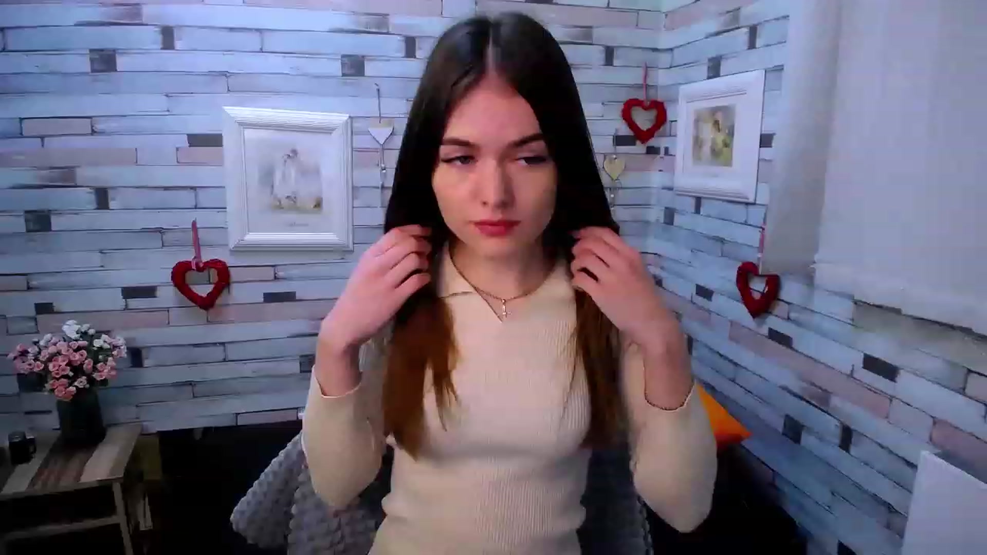 Gallery image thumbnail from Mili_Sky_'s myfreecams stream on, 12/03/2022, 11:53 image 4 of 20