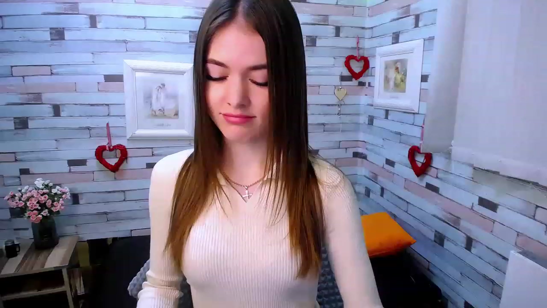 Gallery image thumbnail from Mili_Sky_'s myfreecams stream on, 12/03/2022, 11:53 image 7 of 20