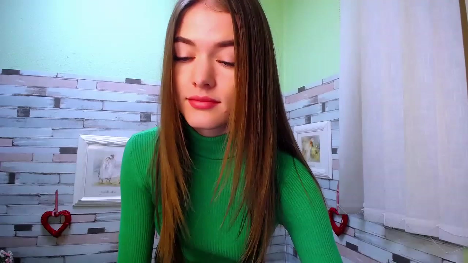 Gallery image thumbnail from Mili_Sky_'s myfreecams stream on, 12/06/2022, 12:00 image 19 of 20