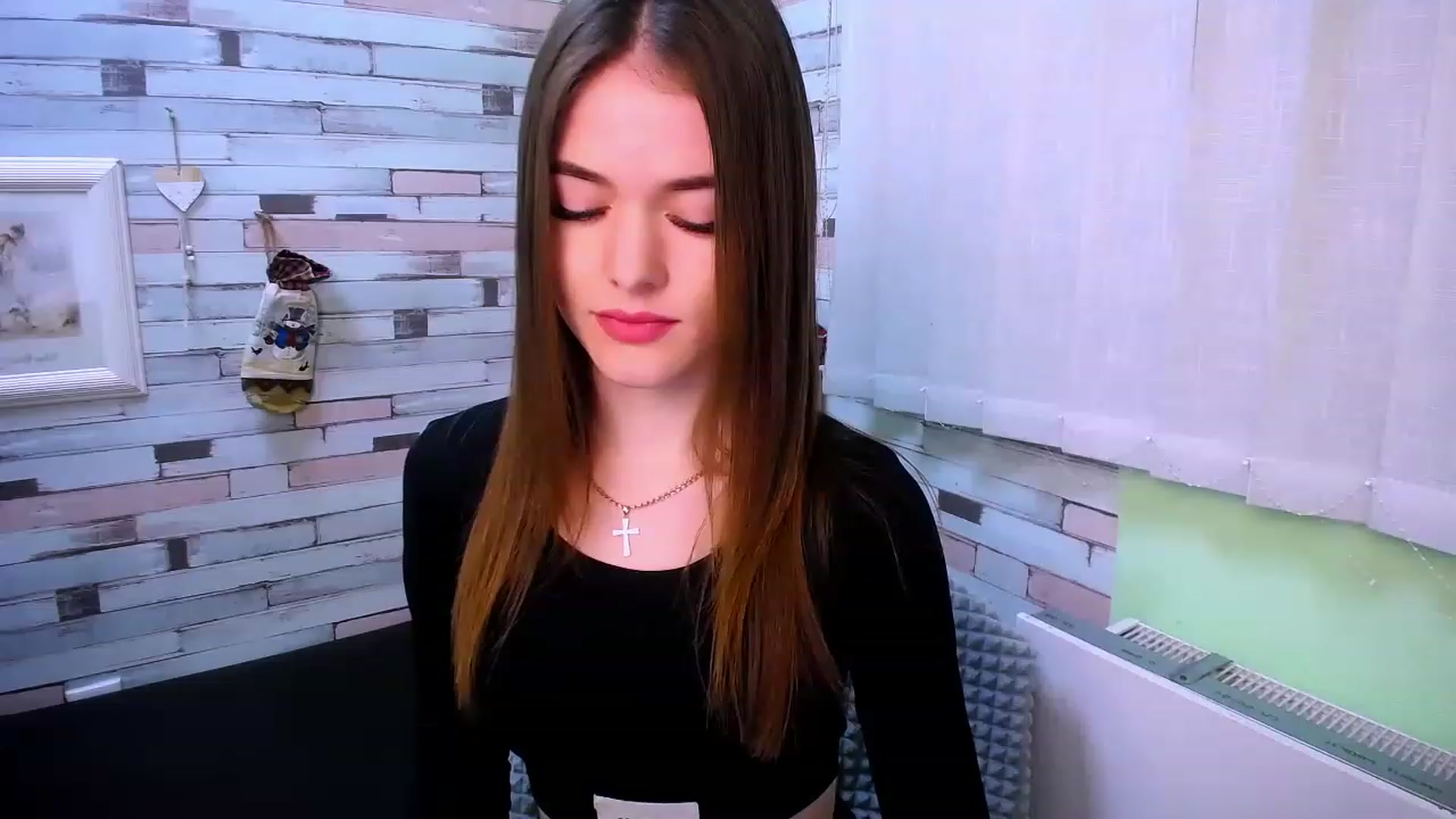 Gallery image thumbnail from Mili_Sky_'s myfreecams stream on, 12/09/2022, 11:13 image 3 of 20