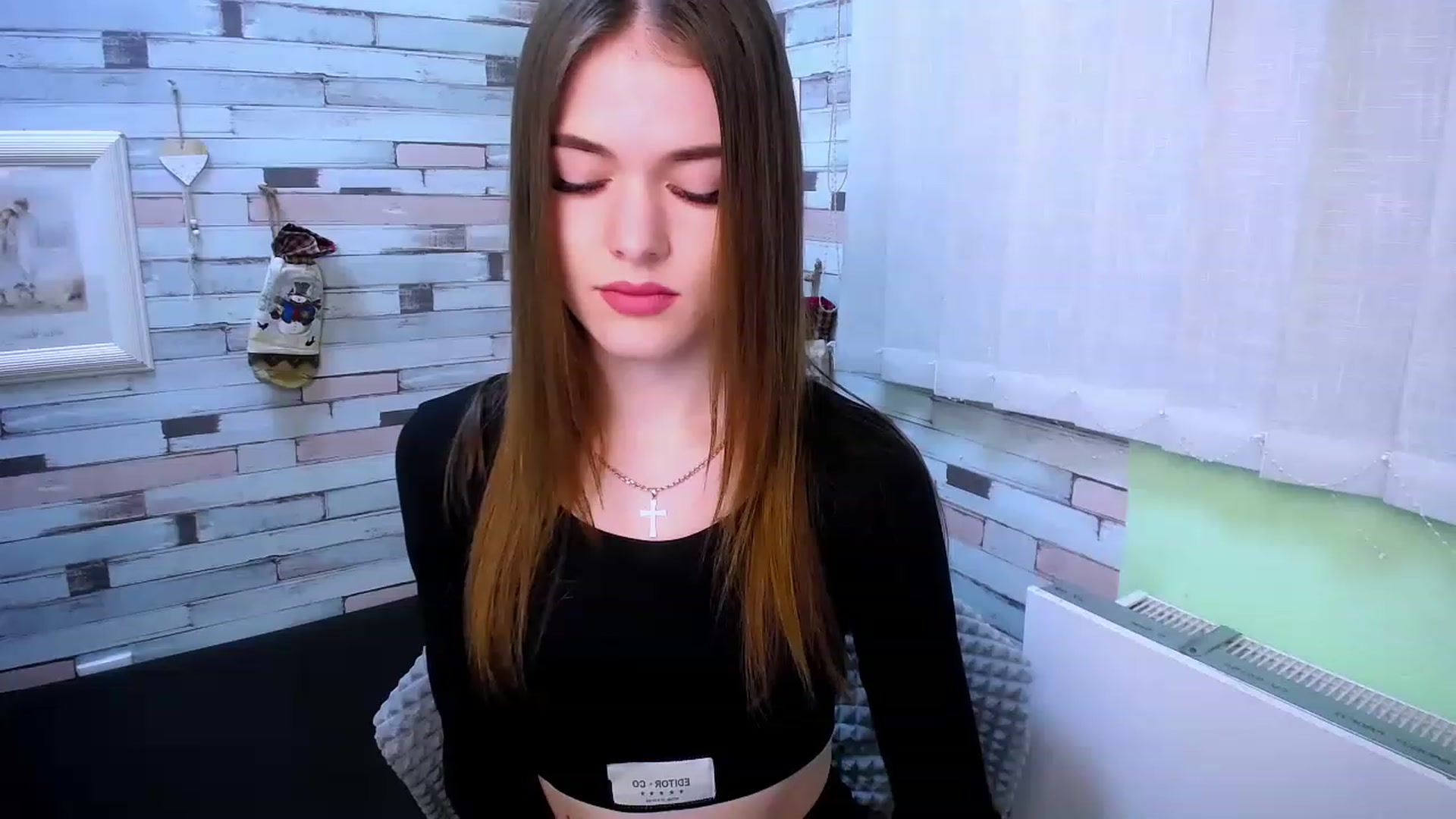 Gallery image thumbnail from Mili_Sky_'s myfreecams stream on, 12/09/2022, 16:45 image 9 of 20
