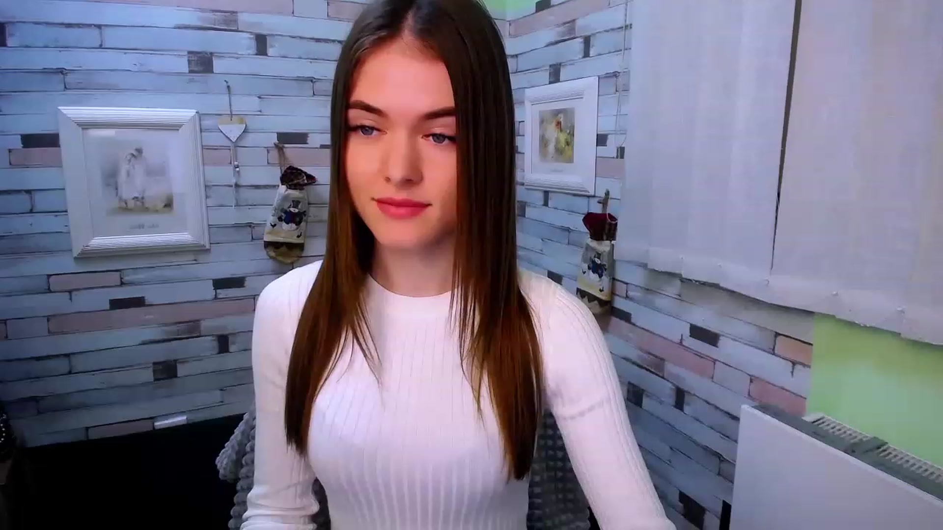 Gallery image thumbnail from Mili_Sky_'s myfreecams stream on, 12/11/2022, 09:52 image 19 of 20