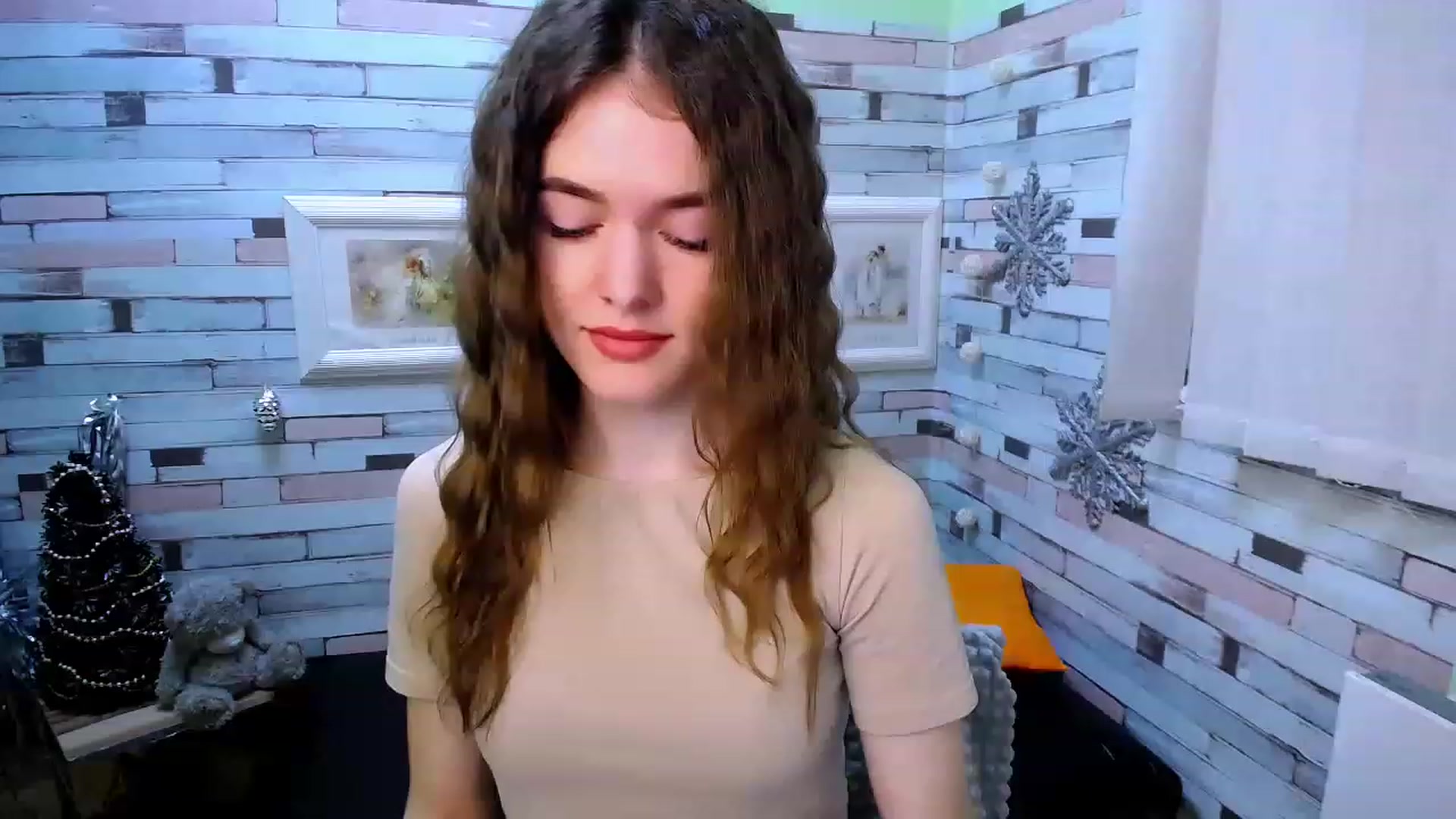 Gallery image thumbnail from Mili_Sky_'s myfreecams stream on, 12/29/2022, 08:36 image 1 of 20