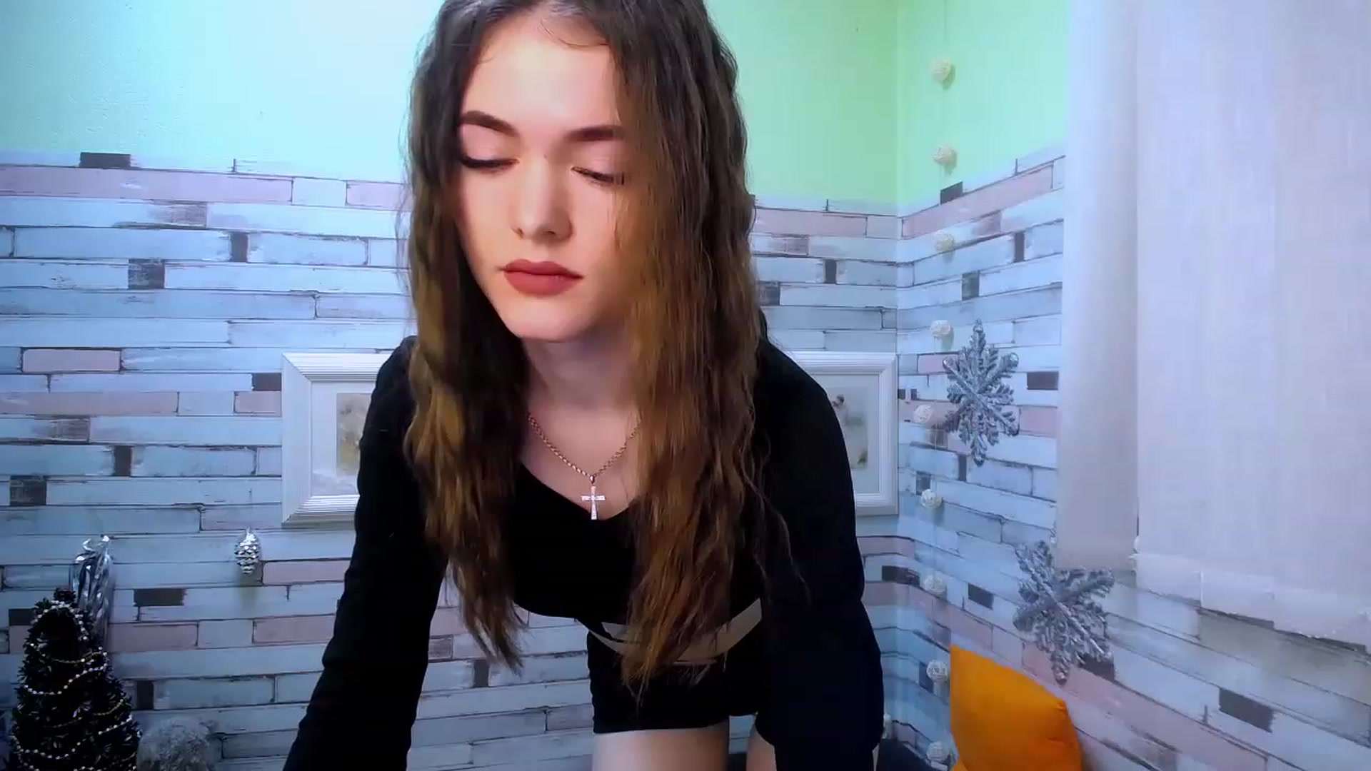 Gallery image thumbnail from Mili_Sky_'s myfreecams stream on, 12/30/2022, 08:52 image 3 of 20