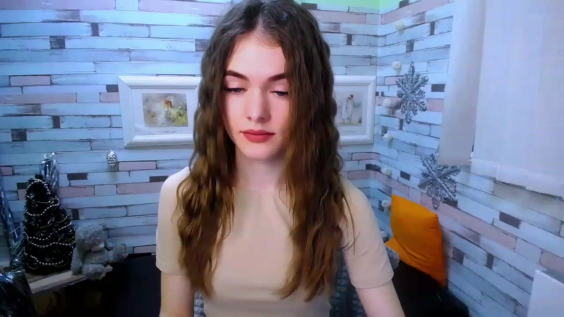 Gallery image thumbnail from Mili_Sky_'s myfreecams stream on, 12/30/2022, 12:30 image 16 of 20