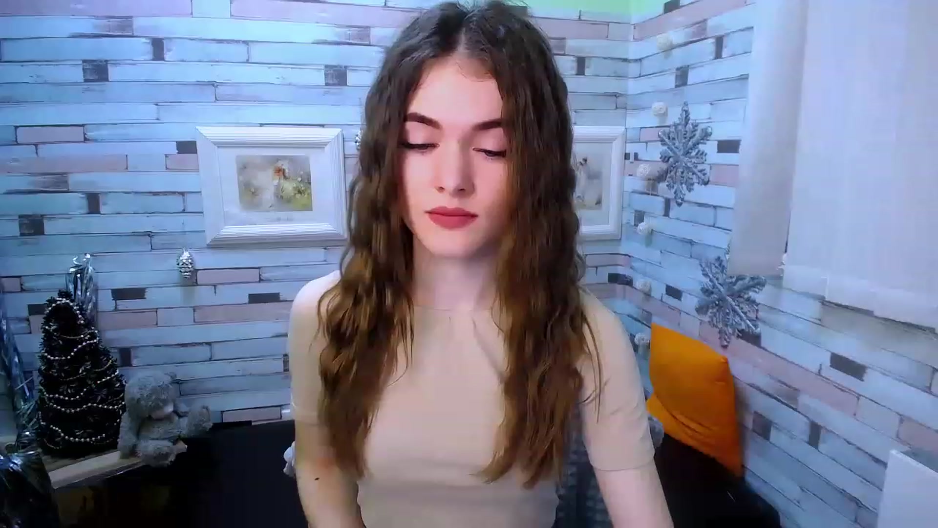 Gallery image thumbnail from Mili_Sky_'s myfreecams stream on, 12/30/2022, 12:30 image 14 of 20