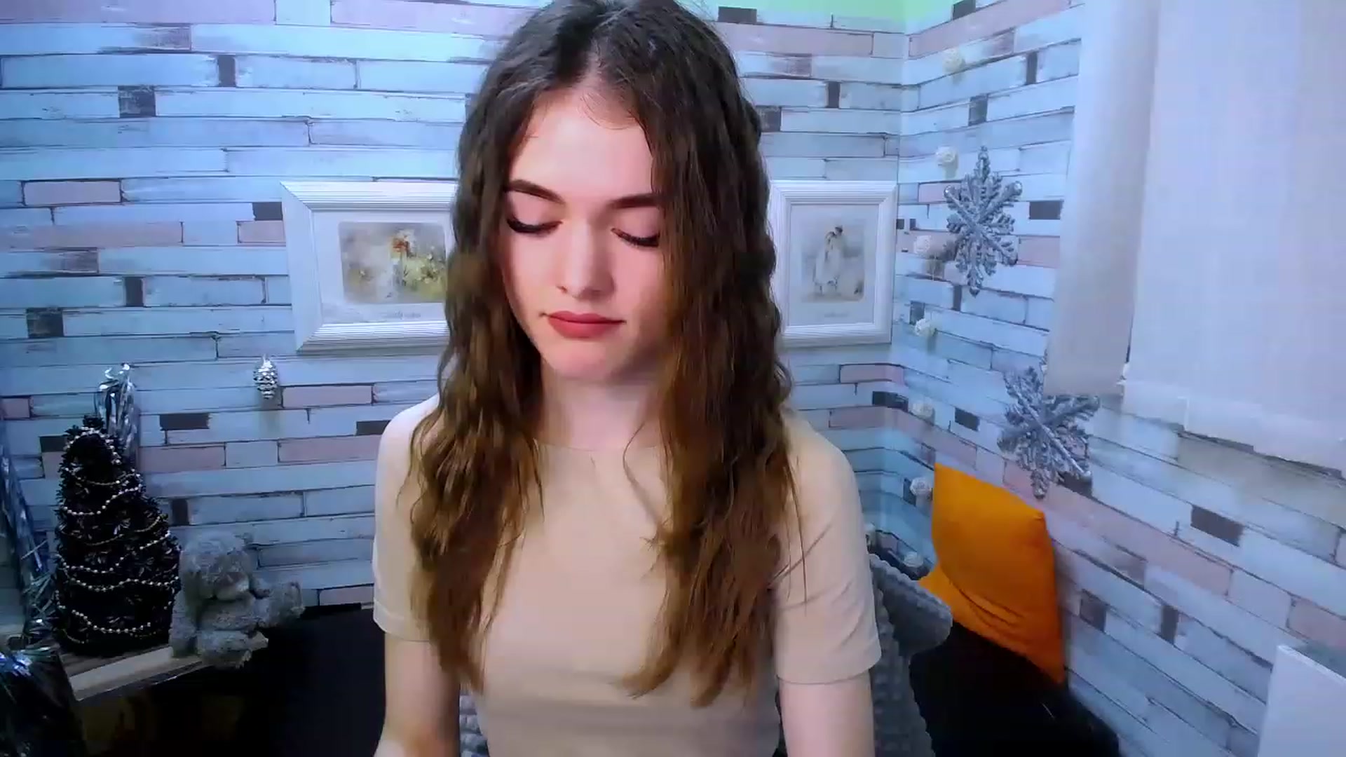 Gallery image thumbnail from Mili_Sky_'s myfreecams stream on, 12/30/2022, 12:30 image 18 of 20