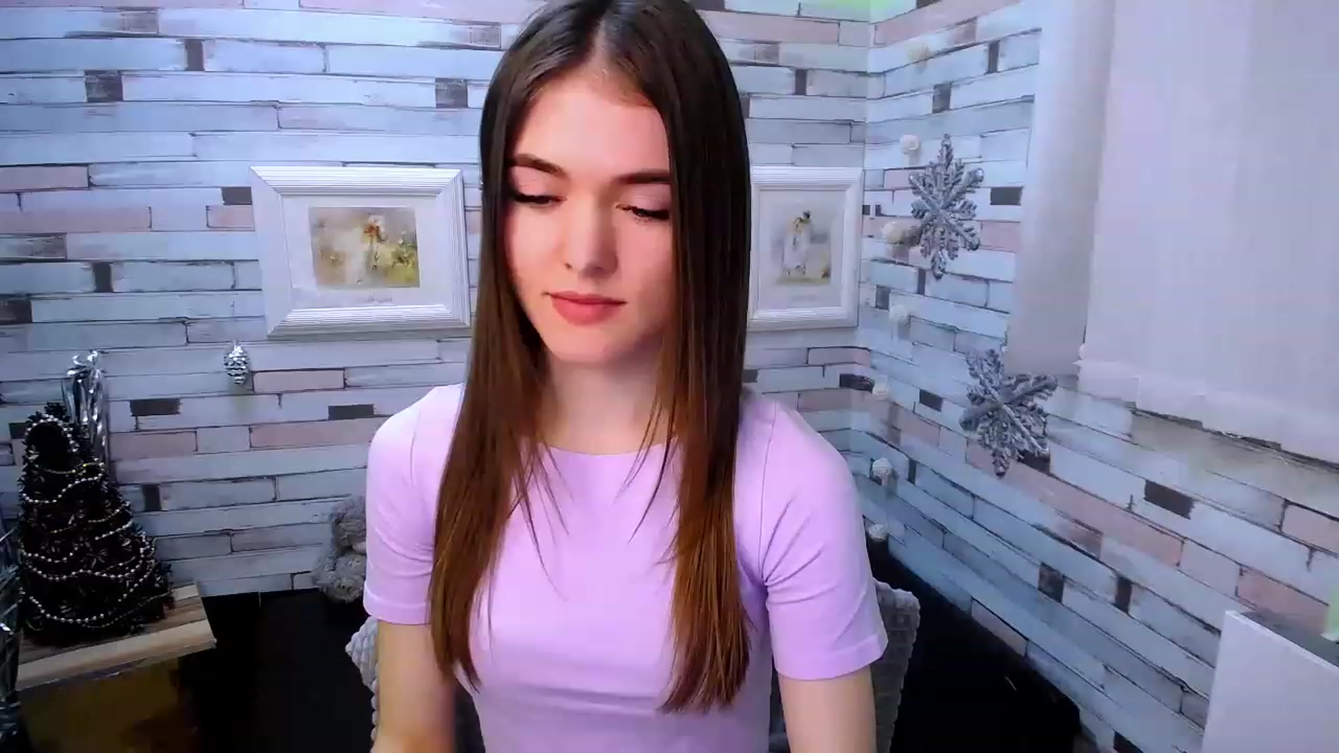 Gallery image thumbnail from Mili_Sky_'s myfreecams stream on, 01/05/2023, 12:07 image 16 of 20
