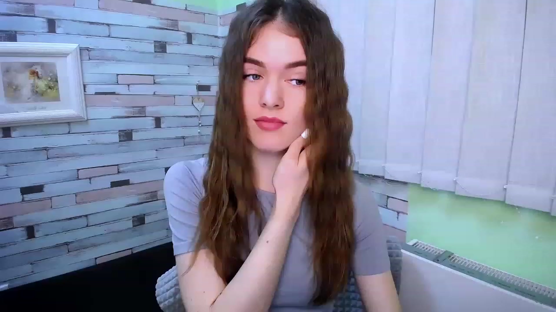 Gallery image thumbnail from Mili_Sky_'s myfreecams stream on, 01/19/2023, 08:35 image 1 of 20