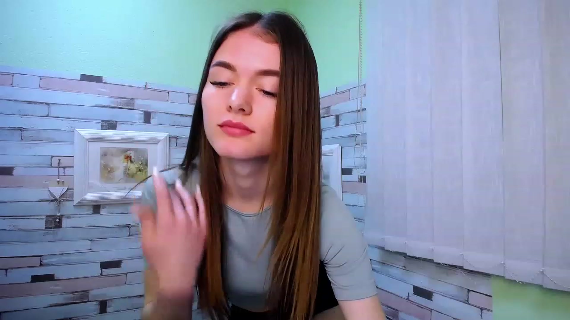 Gallery image thumbnail from Mili_Sky_'s myfreecams stream on, 01/20/2023, 11:16 image 4 of 20