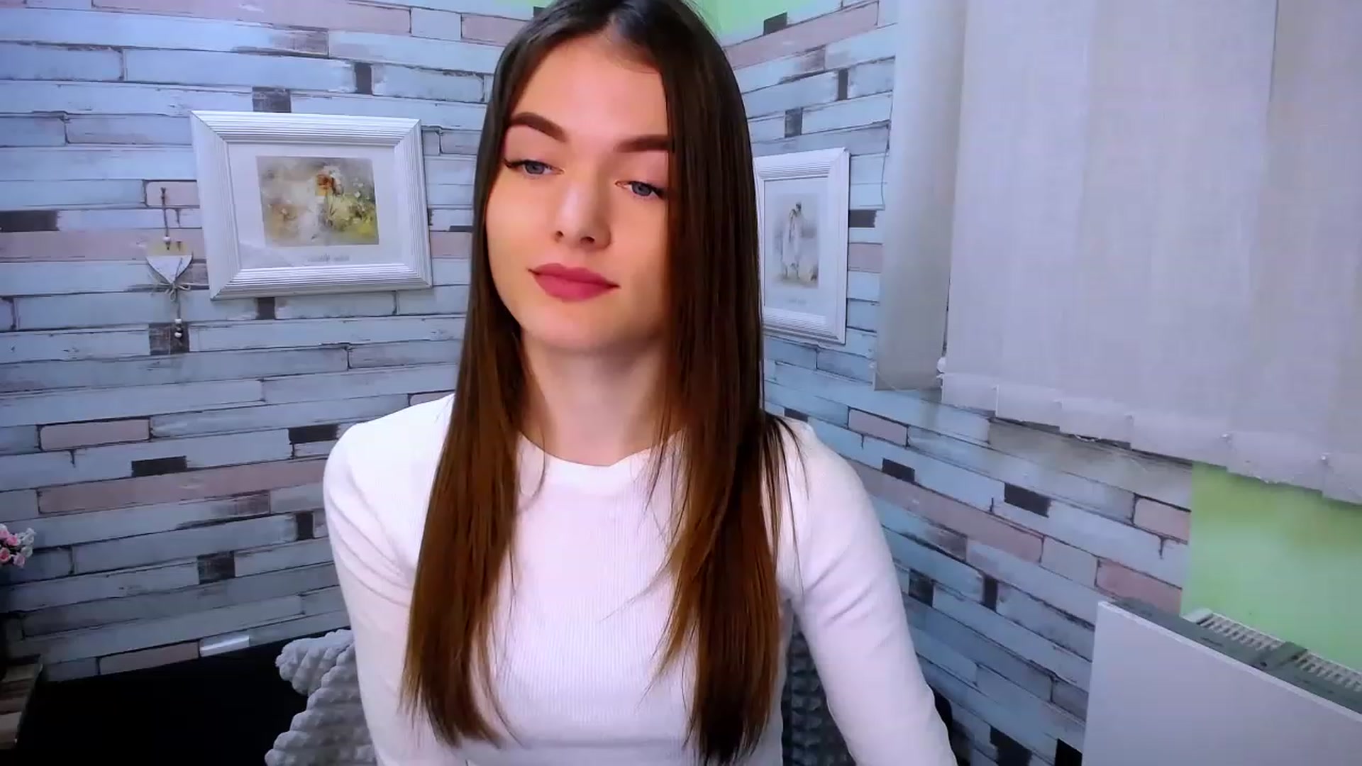 Gallery image thumbnail from Mili_Sky_'s myfreecams stream on, 01/23/2023, 11:22 image 12 of 20