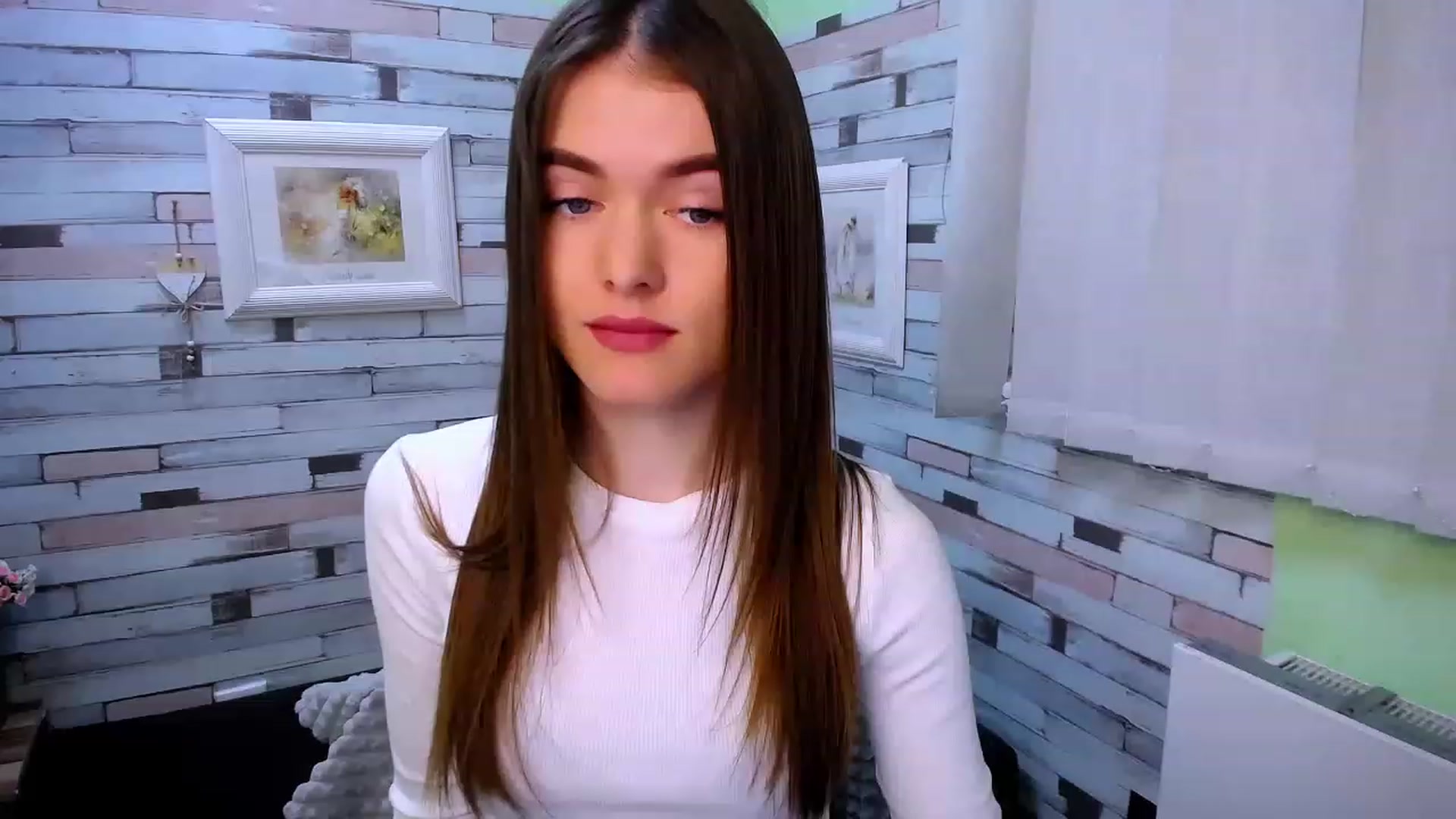 Gallery image thumbnail from Mili_Sky_'s myfreecams stream on, 01/23/2023, 11:22 image 11 of 20