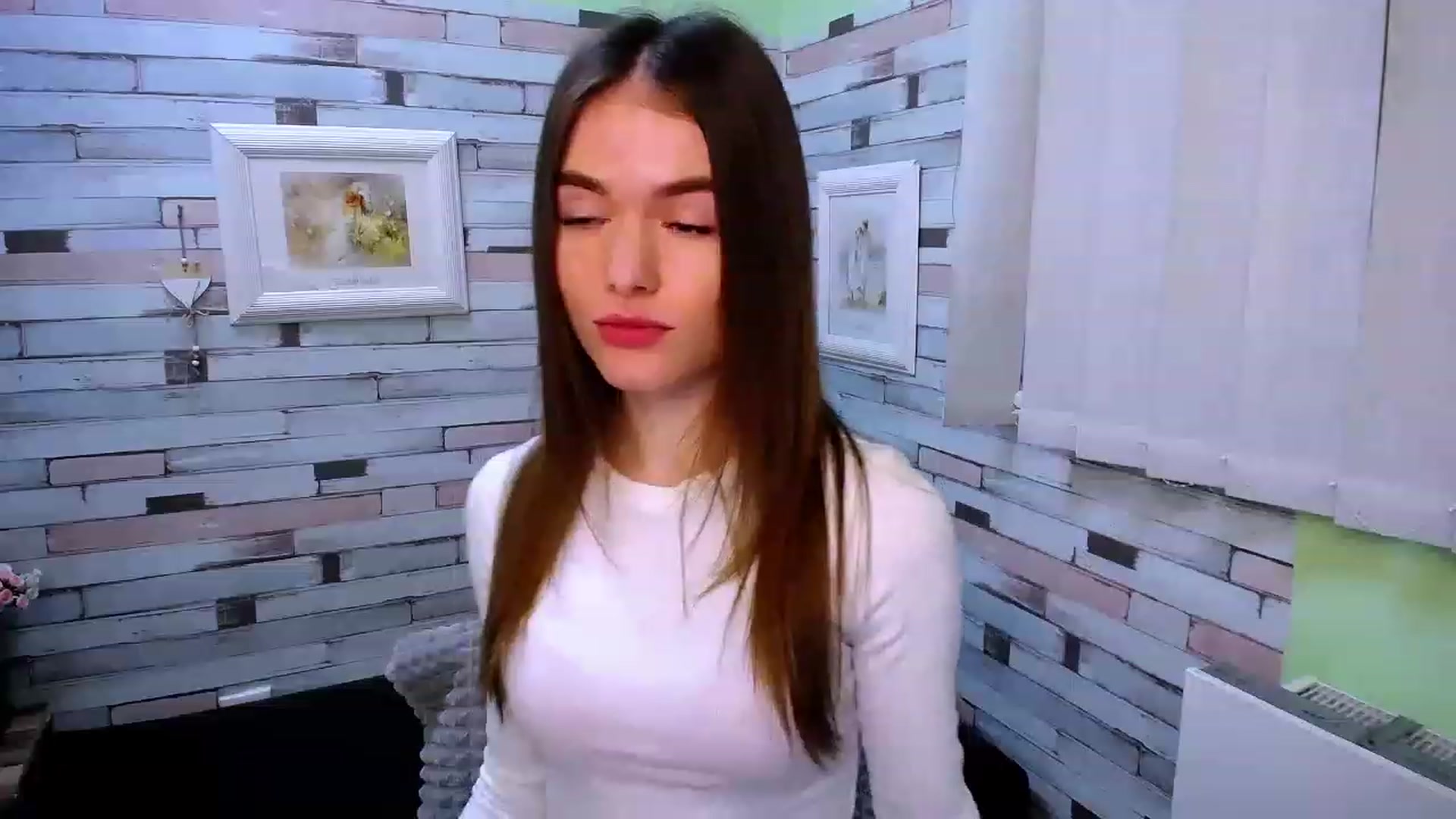 Gallery image thumbnail from Mili_Sky_'s myfreecams stream on, 01/26/2023, 12:03 image 3 of 20