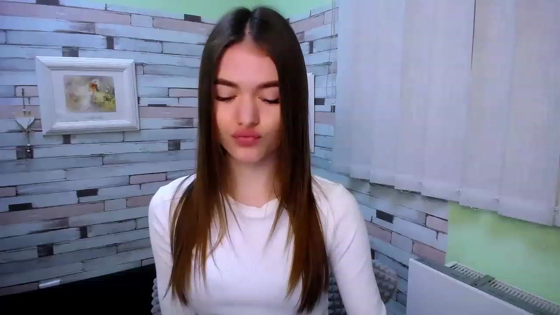 Gallery image thumbnail from Mili_Sky_'s myfreecams stream on, 01/27/2023, 12:39 image 1 of 20