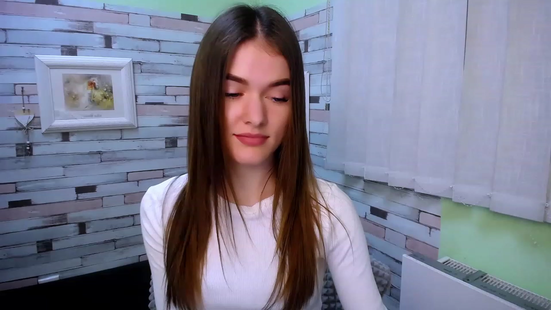 Gallery image thumbnail from Mili_Sky_'s myfreecams stream on, 01/27/2023, 12:39 image 16 of 20