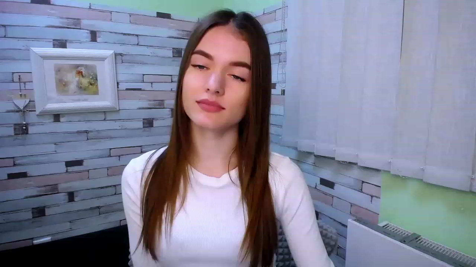 Gallery image thumbnail from Mili_Sky_'s myfreecams stream on, 01/27/2023, 12:39 image 3 of 20