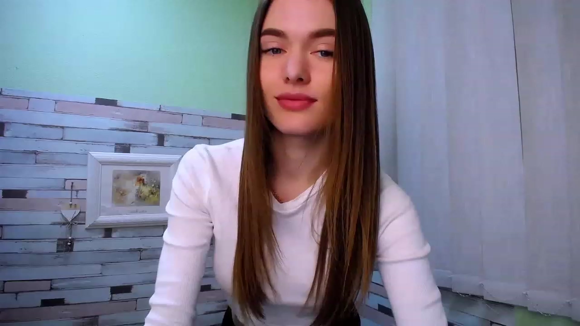 Gallery image thumbnail from Mili_Sky_'s myfreecams stream on, 01/27/2023, 17:23 image 10 of 20