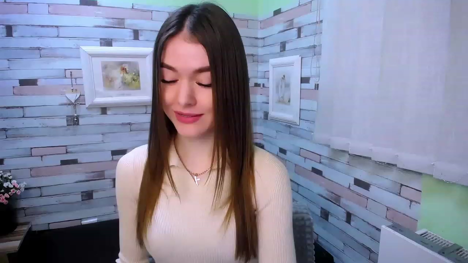 Gallery image thumbnail from Mili_Sky_'s myfreecams stream on, 01/31/2023, 08:08 image 6 of 20