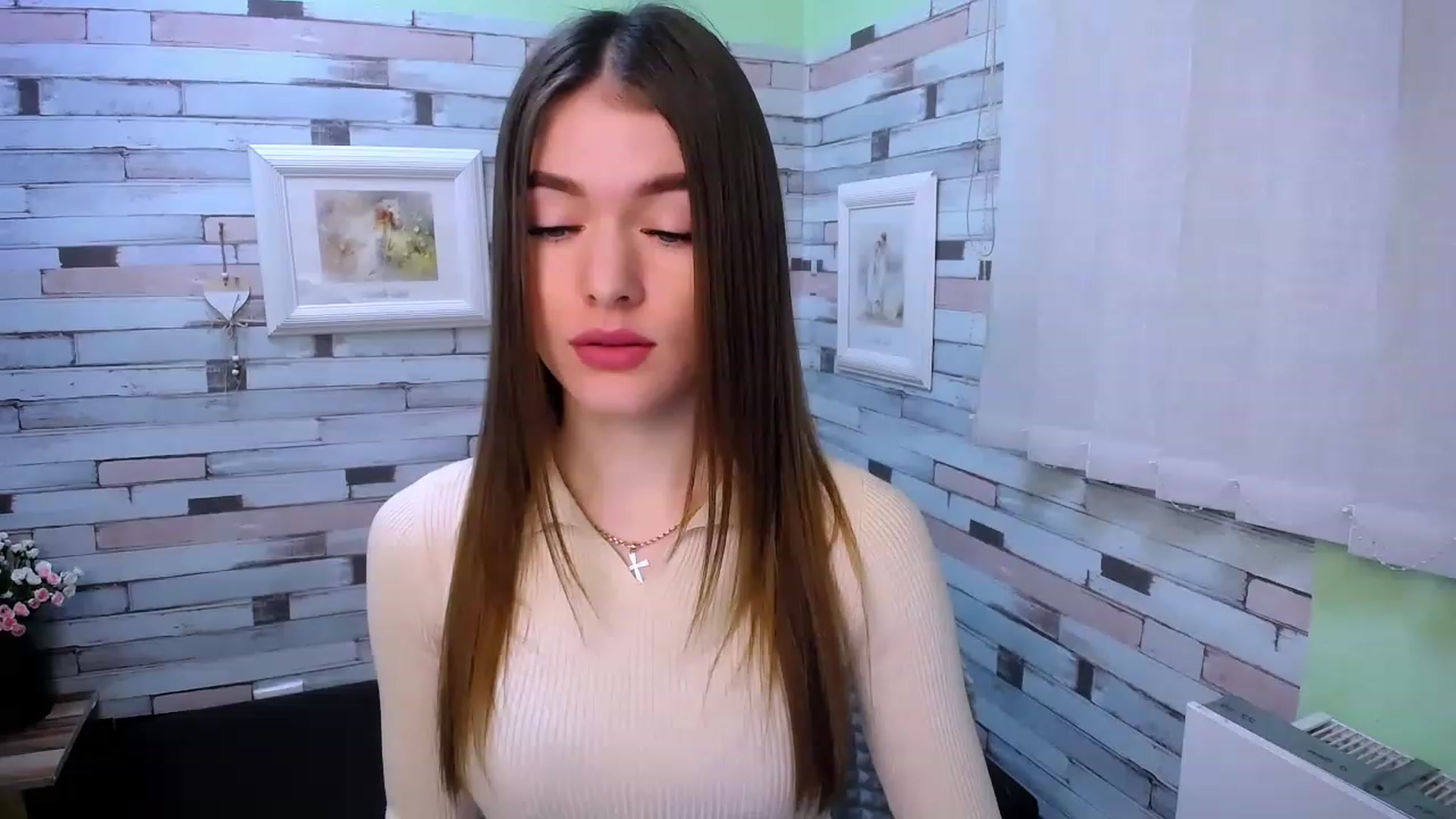 Gallery image thumbnail from Mili_Sky_'s myfreecams stream on, 01/31/2023, 08:08 image 2 of 20