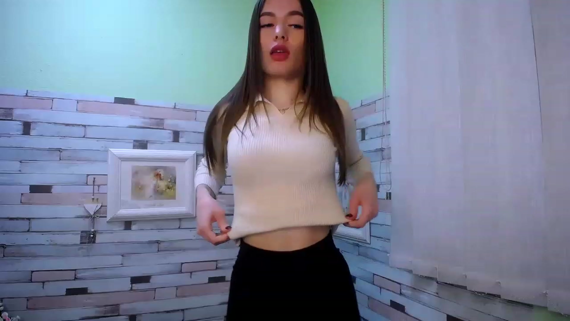Gallery image thumbnail from Mili_Sky_'s myfreecams stream on, 01/31/2023, 10:01 image 20 of 20