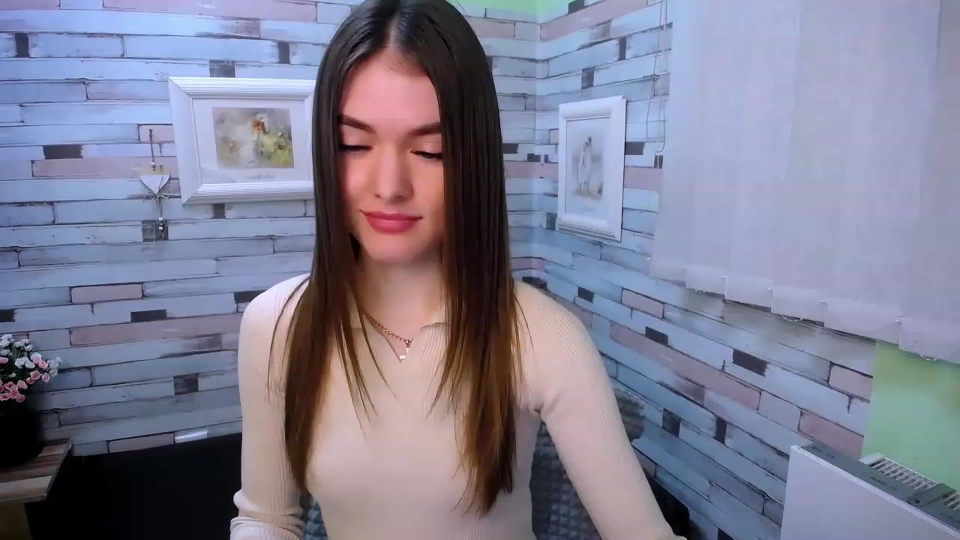 Gallery image thumbnail from Mili_Sky_'s myfreecams stream on, 01/31/2023, 10:01 image 4 of 20
