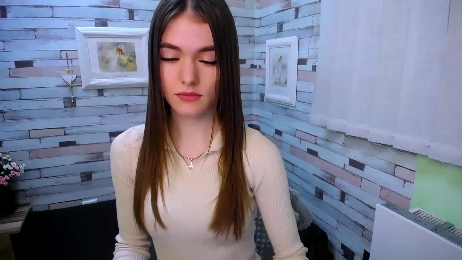 Gallery image thumbnail from Mili_Sky_'s myfreecams stream on, 01/31/2023, 15:56 image 5 of 20