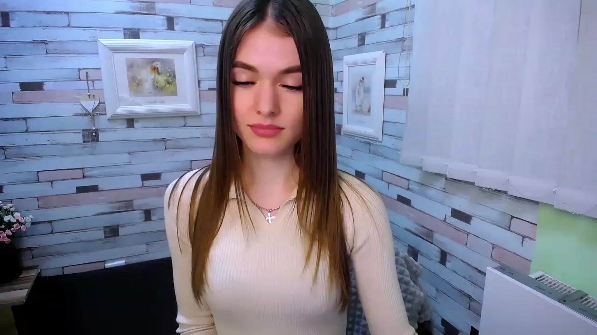 Gallery image thumbnail from Mili_Sky_'s myfreecams stream on, 01/31/2023, 15:56 image 13 of 20