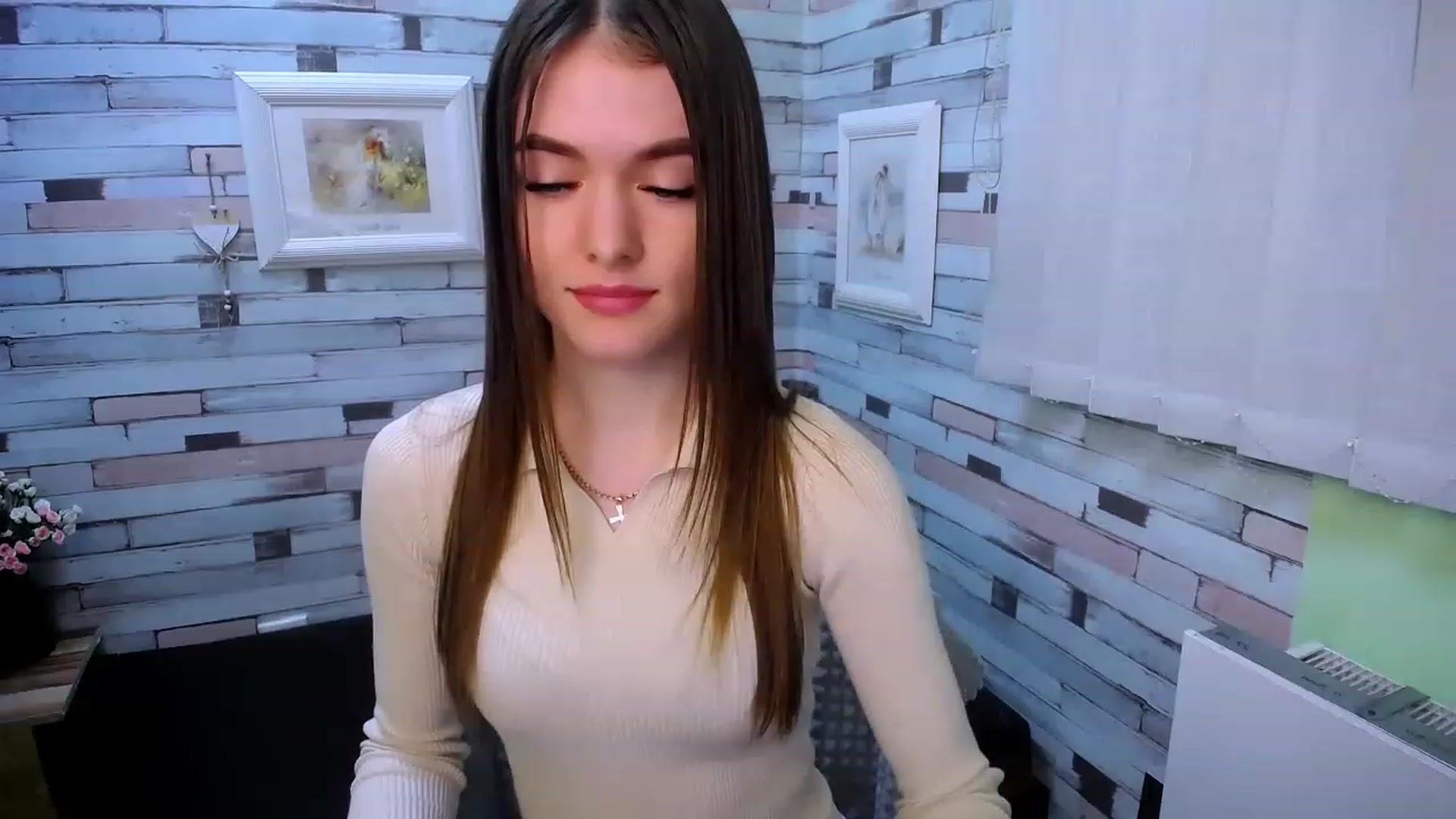 Gallery image thumbnail from Mili_Sky_'s myfreecams stream on, 01/31/2023, 15:56 image 4 of 20