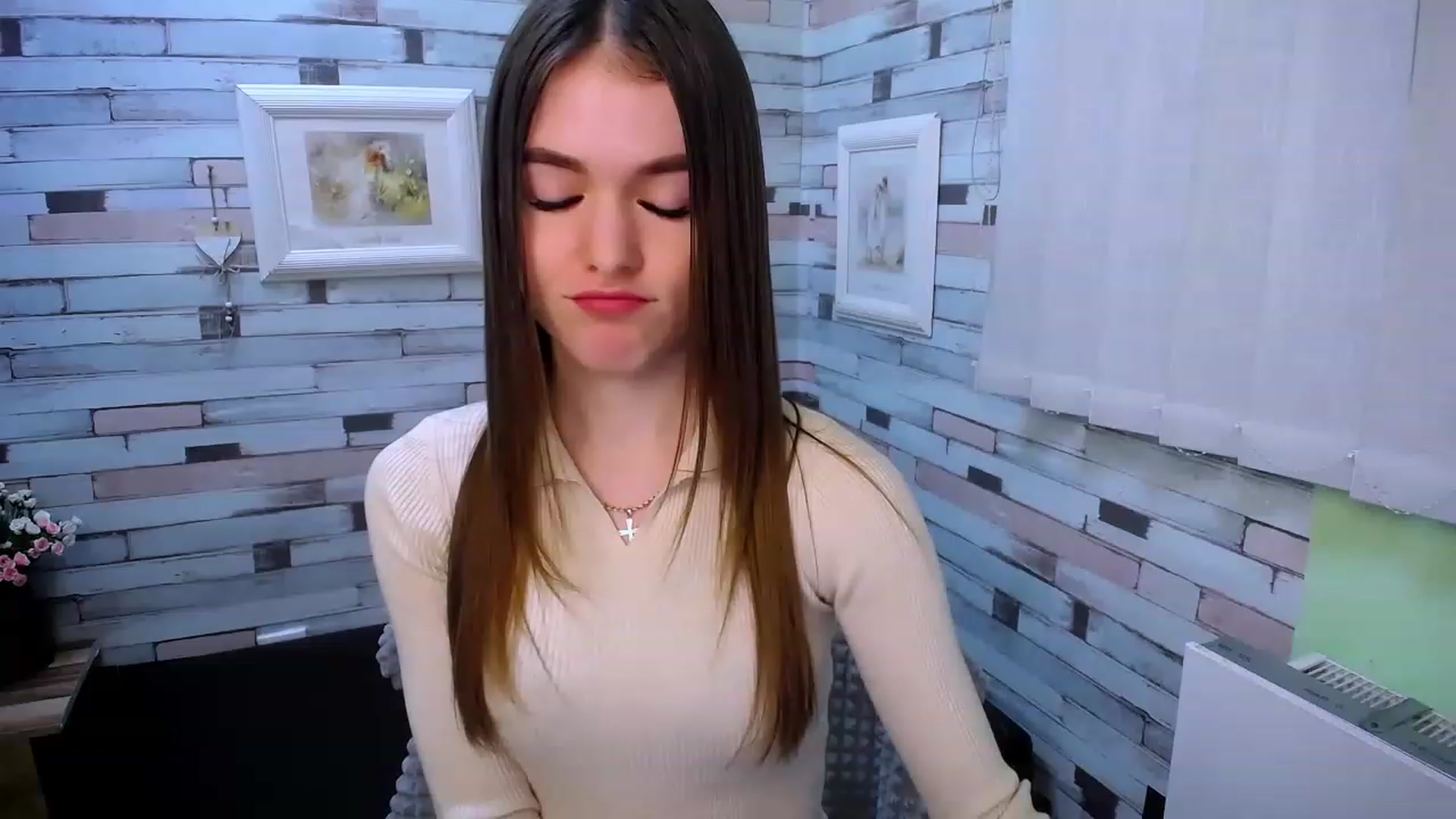 Gallery image thumbnail from Mili_Sky_'s myfreecams stream on, 01/31/2023, 15:56 image 9 of 20