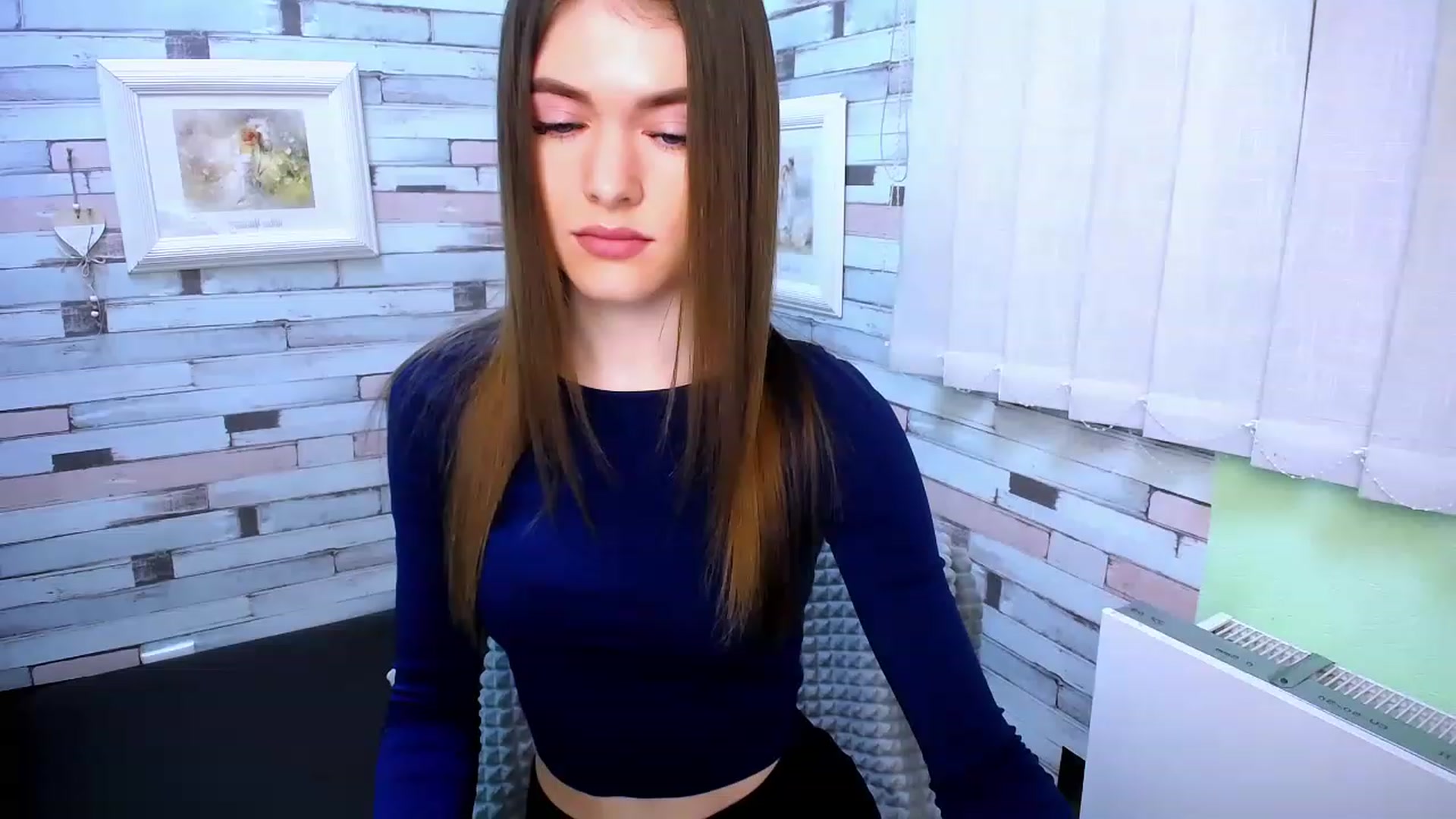 Gallery image thumbnail from Mili_Sky_'s myfreecams stream on, 02/21/2023, 08:11 image 6 of 20