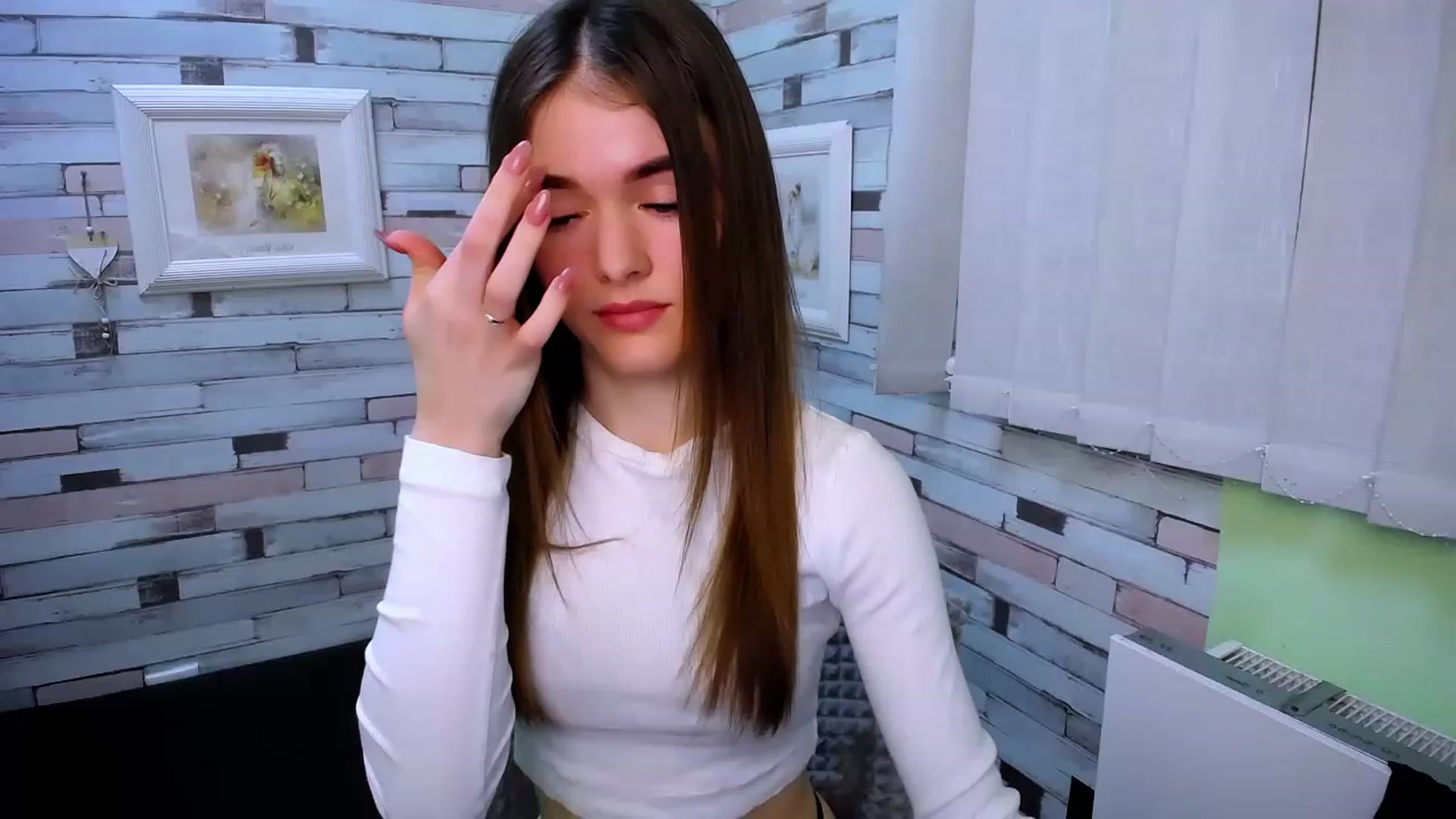 Gallery image thumbnail from Mili_Sky_'s myfreecams stream on, 02/23/2023, 14:48 image 7 of 20