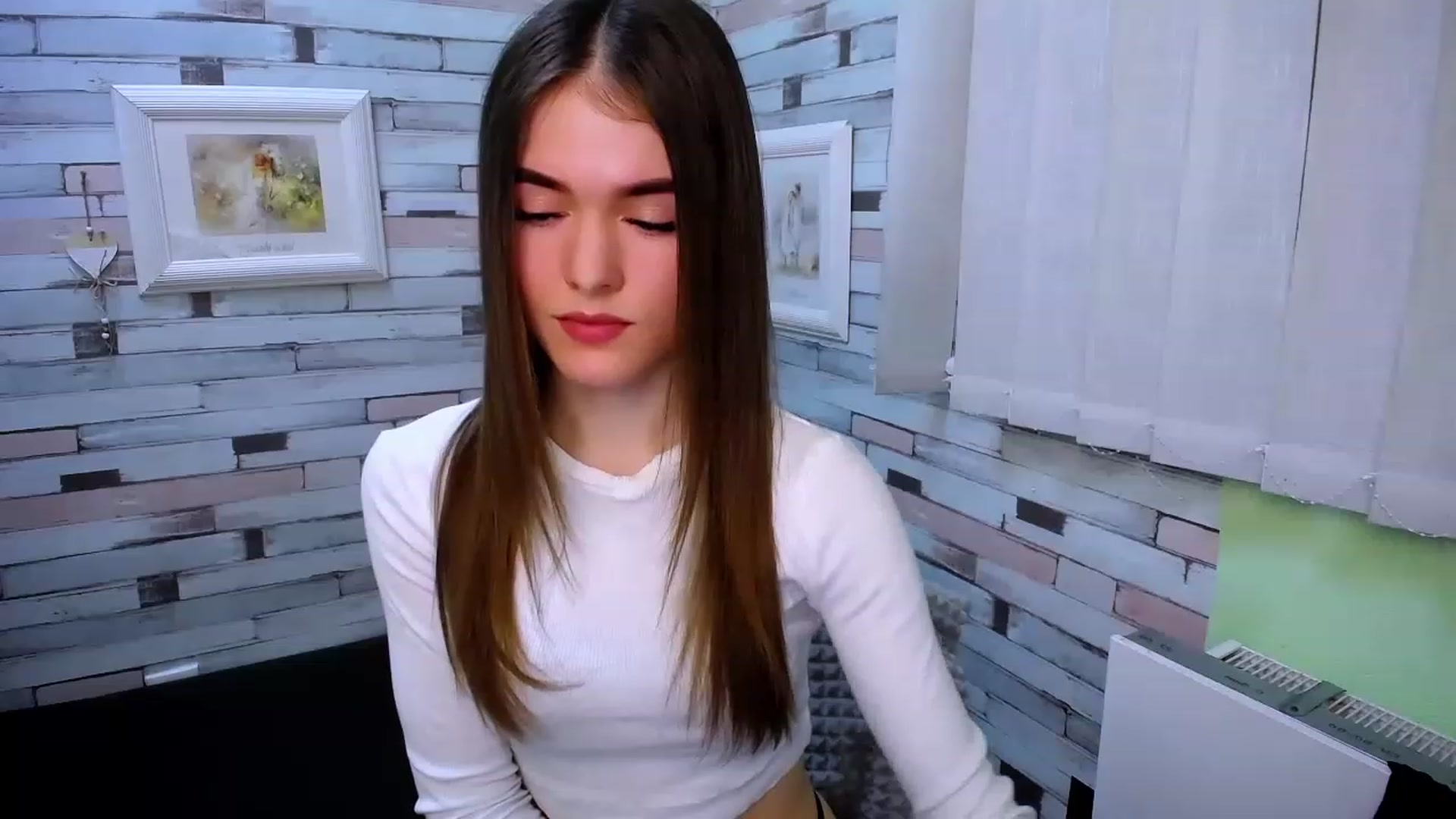 Gallery image thumbnail from Mili_Sky_'s myfreecams stream on, 02/23/2023, 14:48 image 4 of 20