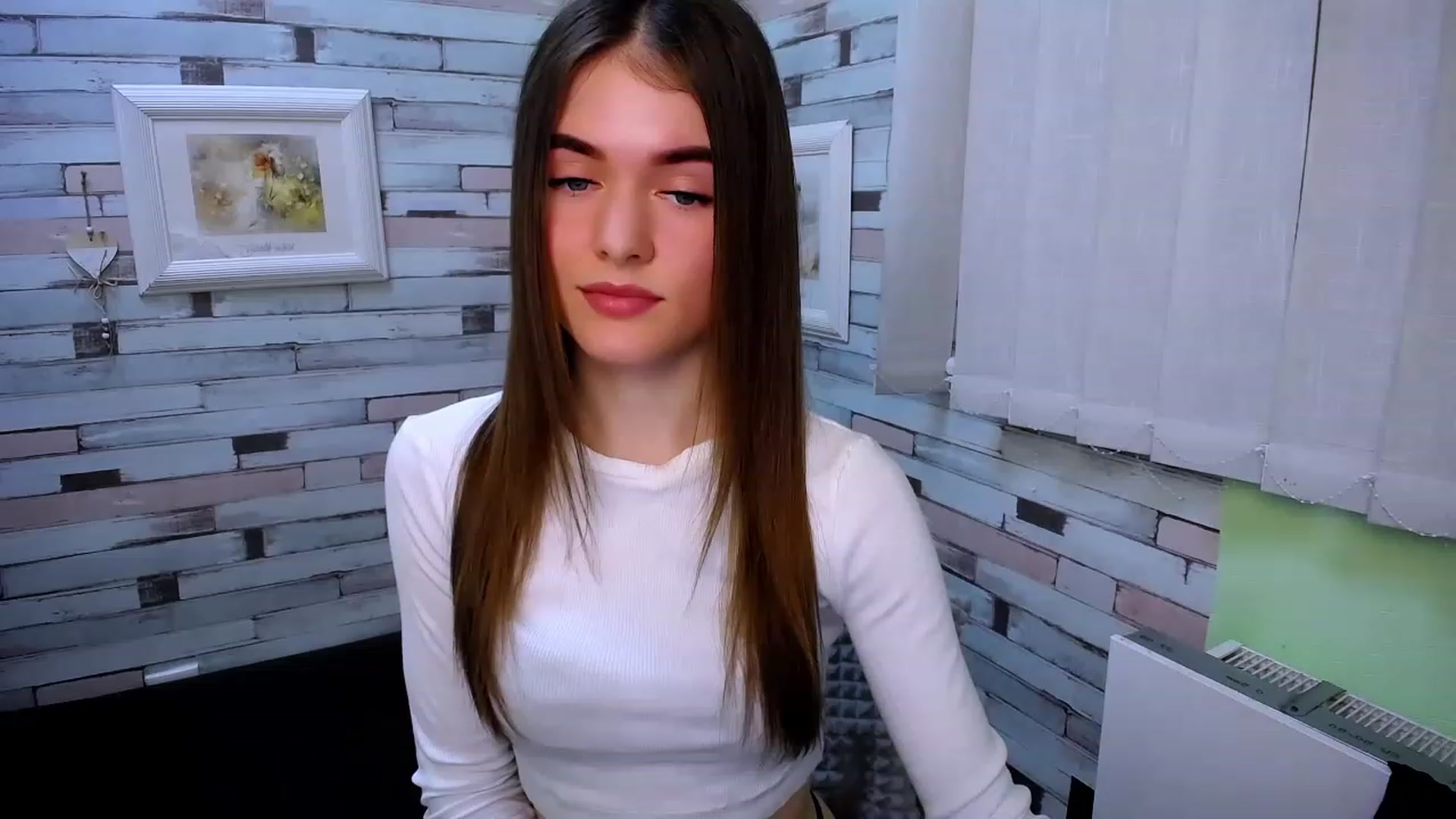 Gallery image thumbnail from Mili_Sky_'s myfreecams stream on, 02/23/2023, 14:48 image 1 of 20