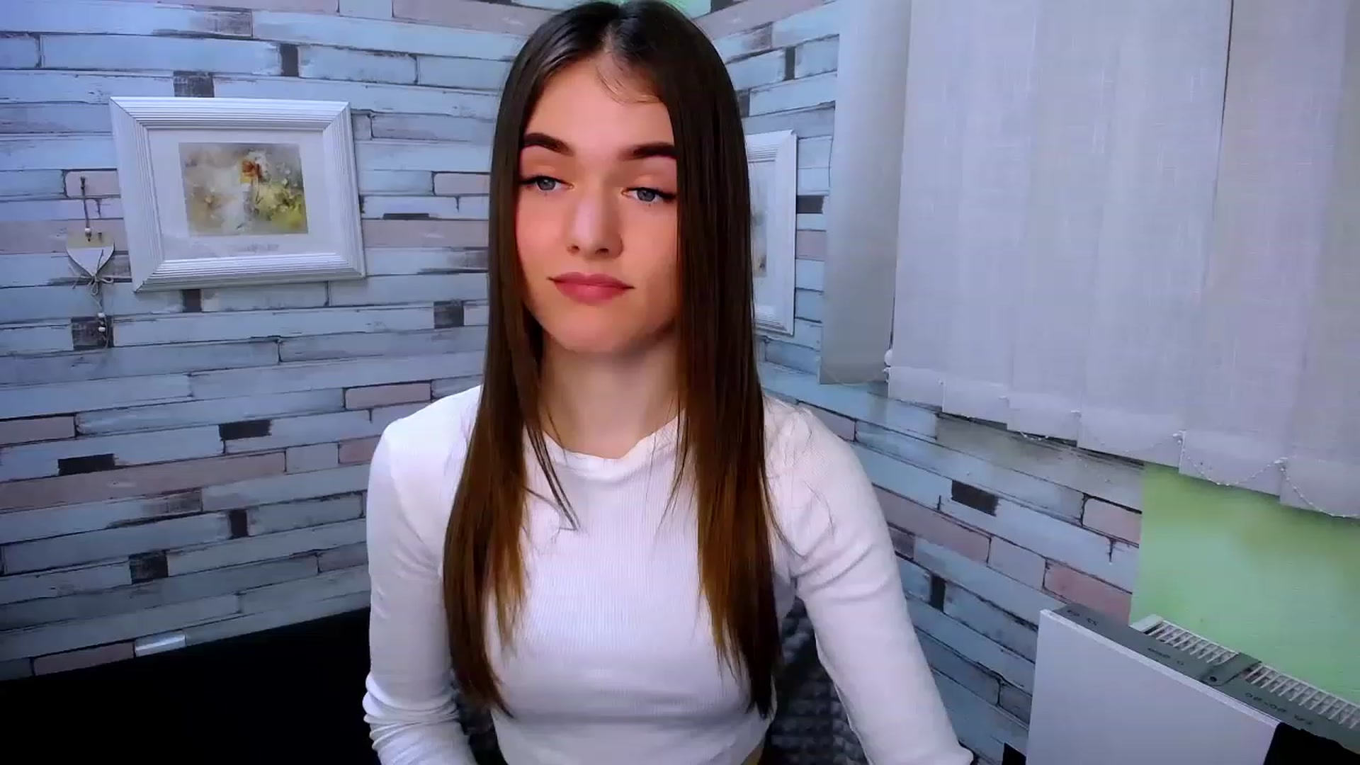 Gallery image thumbnail from Mili_Sky_'s myfreecams stream on, 02/23/2023, 18:23 image 19 of 20
