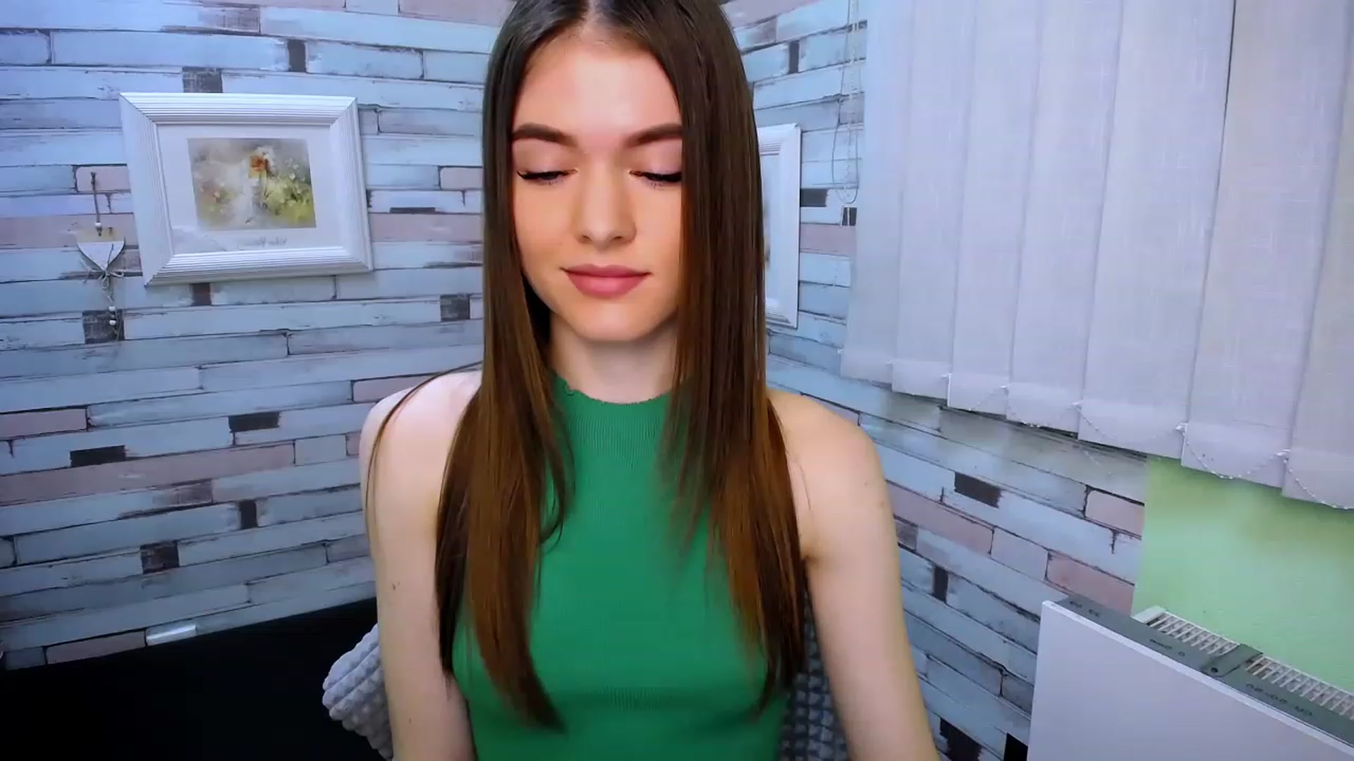 Gallery image thumbnail from Mili_Sky_'s myfreecams stream on, 02/26/2023, 08:46 image 8 of 20