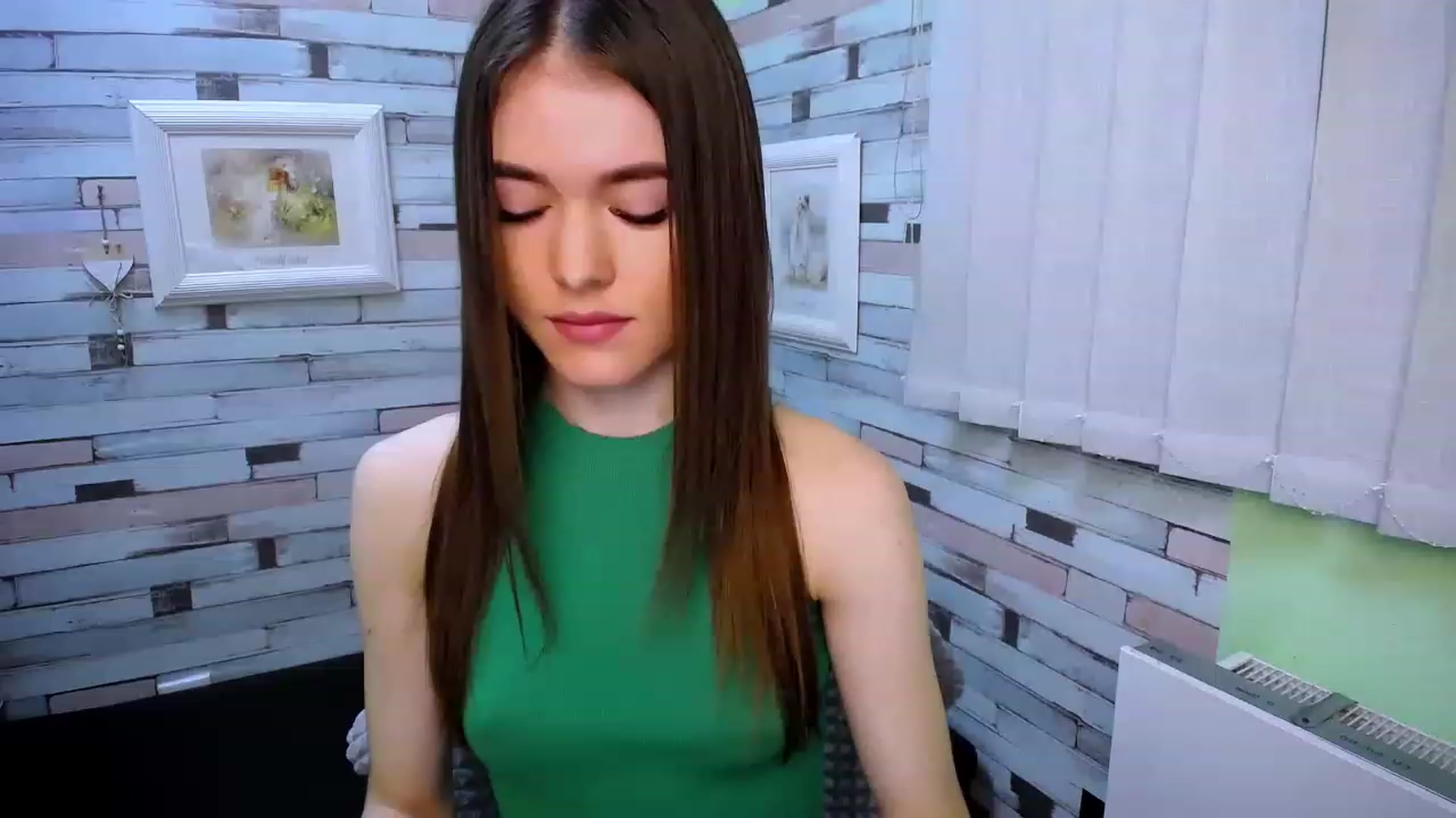 Gallery image thumbnail from Mili_Sky_'s myfreecams stream on, 02/26/2023, 08:46 image 1 of 20