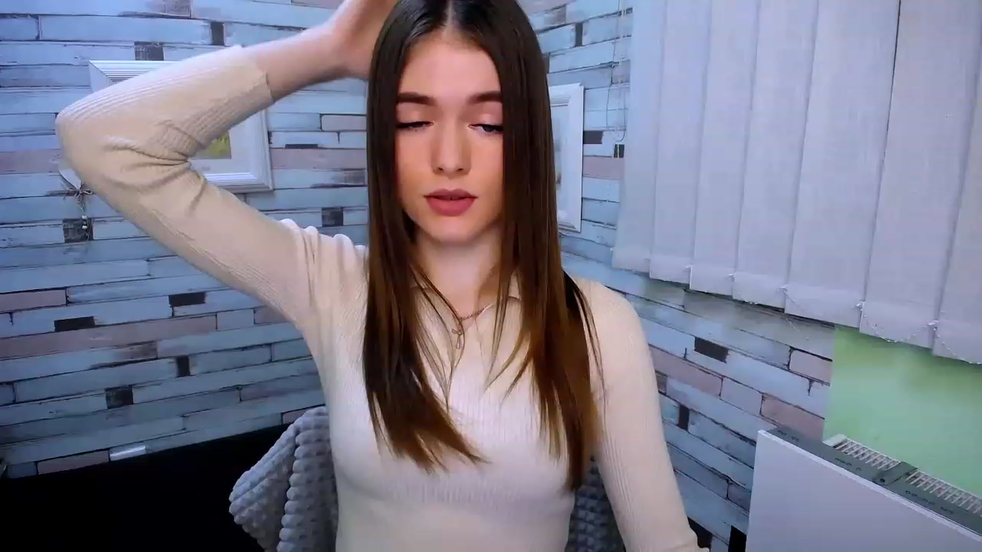Gallery image thumbnail from Mili_Sky_'s myfreecams stream on, 02/26/2023, 11:19 image 4 of 20