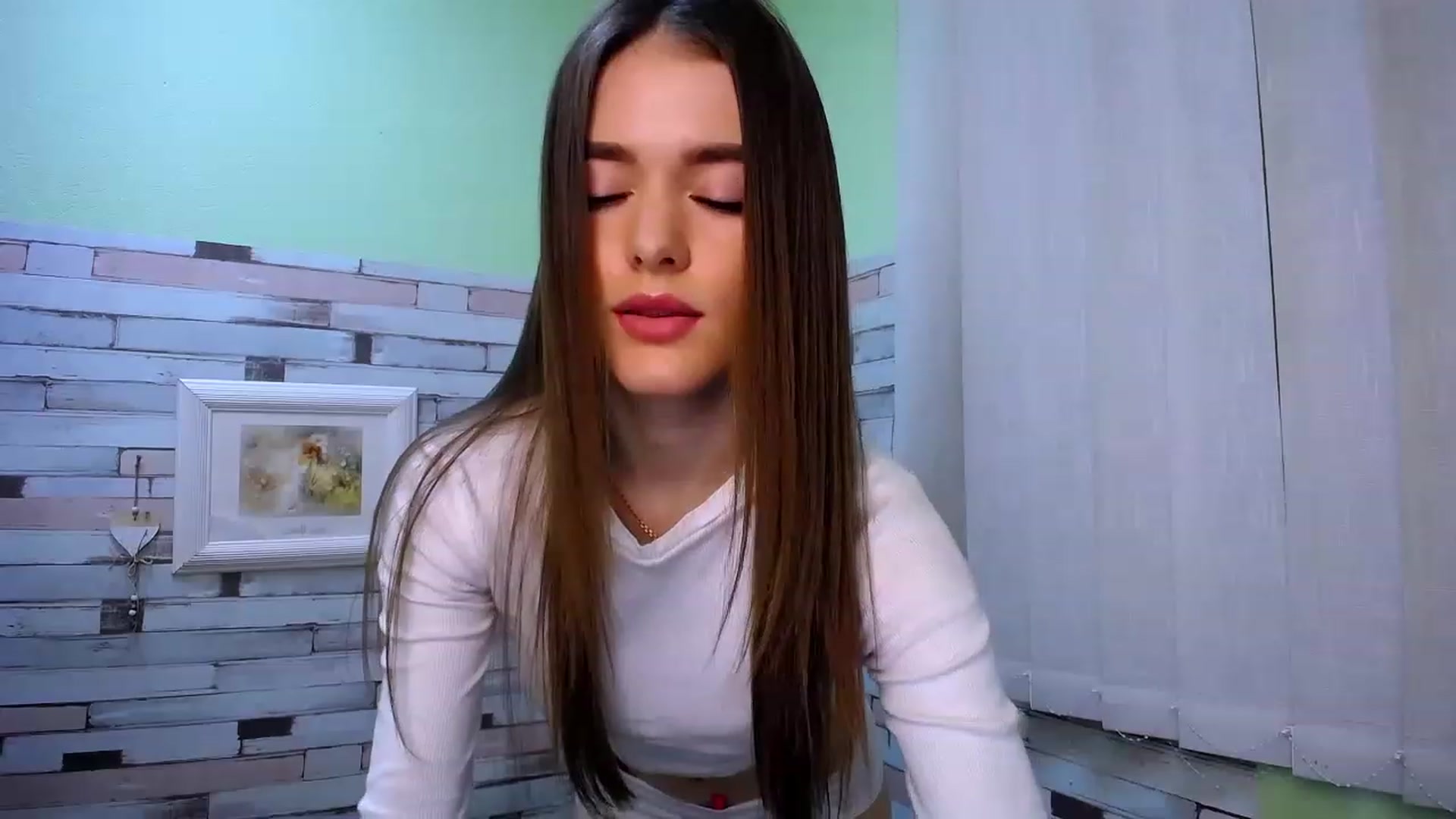 Gallery image thumbnail from Mili_Sky_'s myfreecams stream on, 02/27/2023, 09:56 image 6 of 20