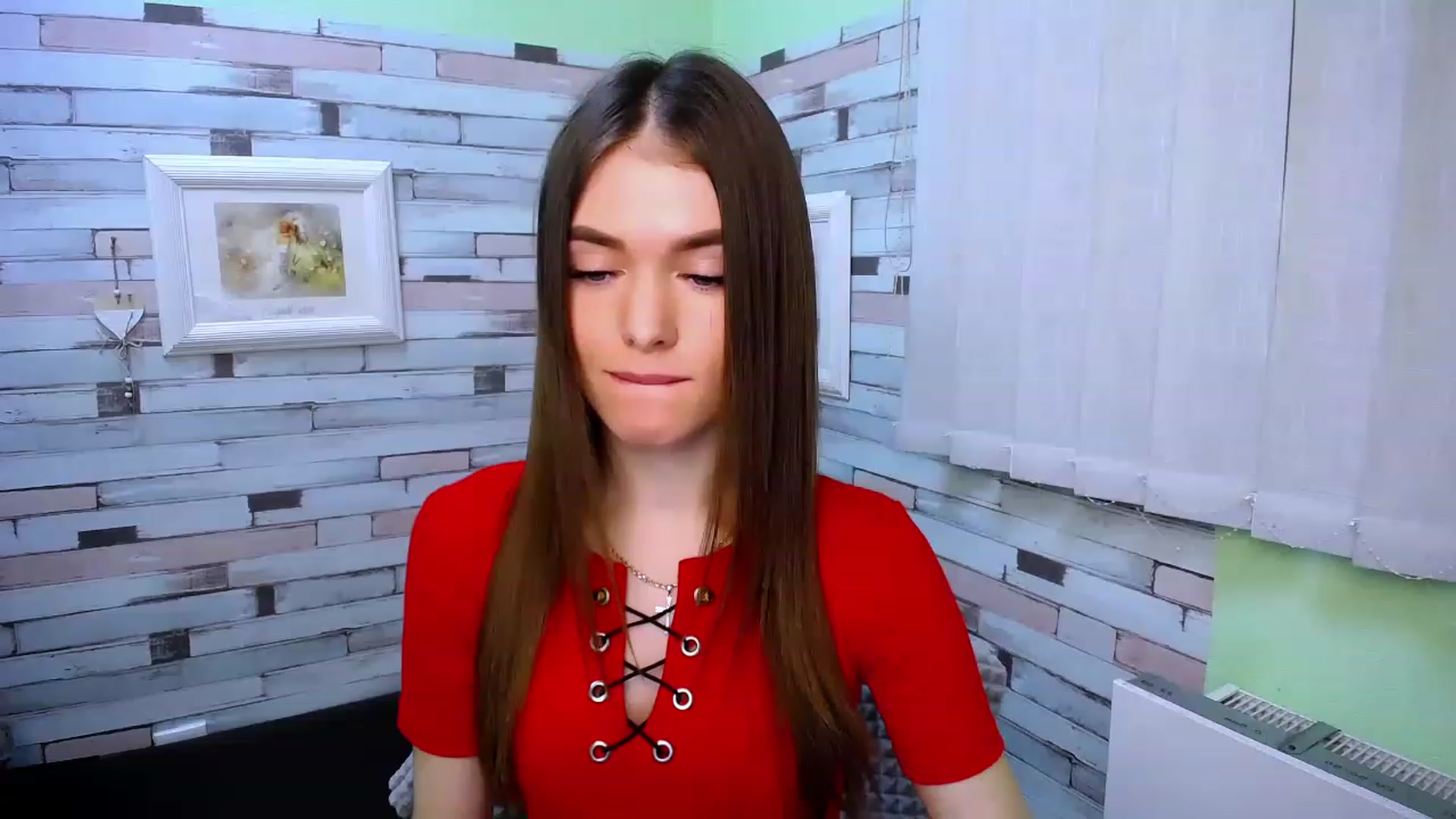 Gallery image thumbnail from Mili_Sky_'s myfreecams stream on, 02/28/2023, 11:20 image 8 of 20