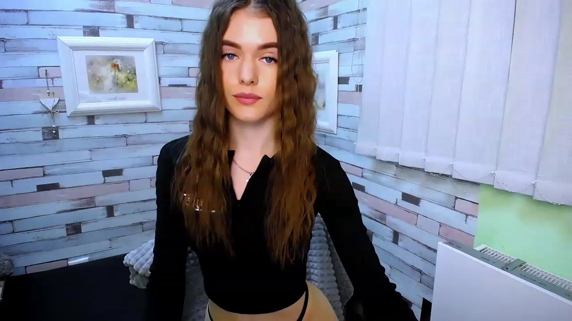 Gallery image thumbnail from Mili_Sky_'s myfreecams stream on, 03/02/2023, 11:03 image 19 of 20