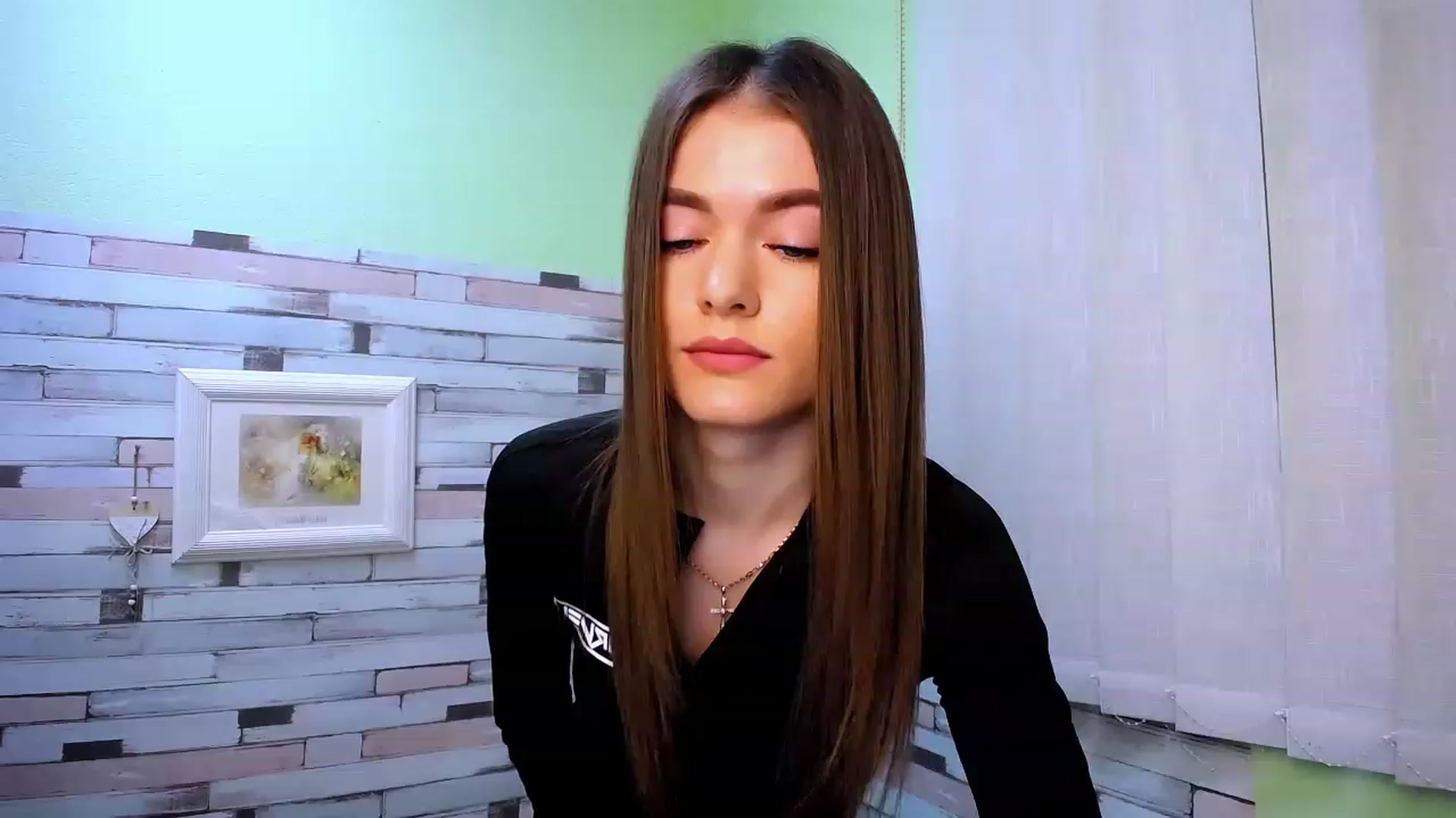 Gallery image thumbnail from Mili_Sky_'s myfreecams stream on, 03/03/2023, 08:42 image 6 of 20