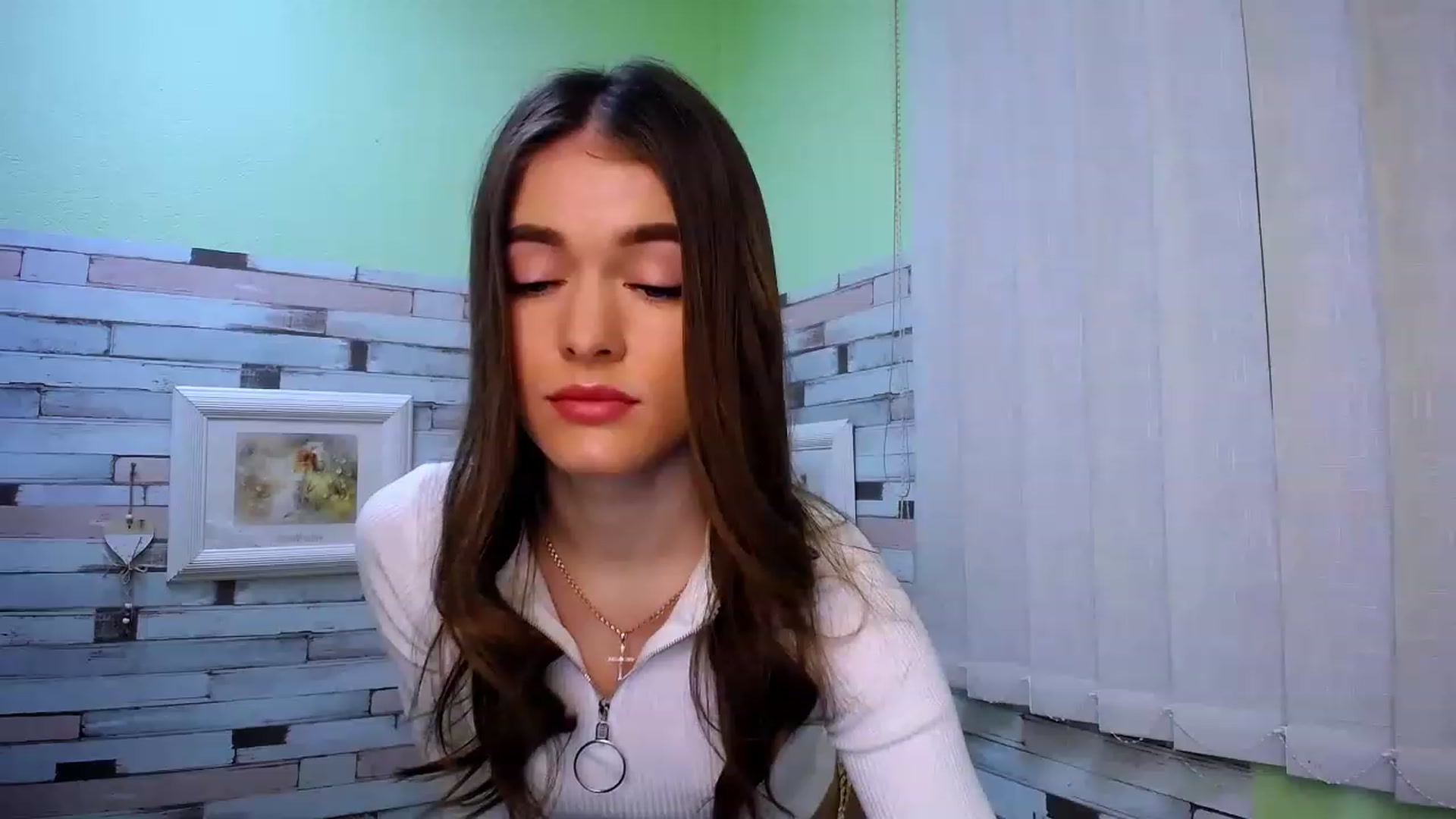 Gallery image thumbnail from Mili_Sky_'s myfreecams stream on, 03/05/2023, 09:23 image 10 of 20