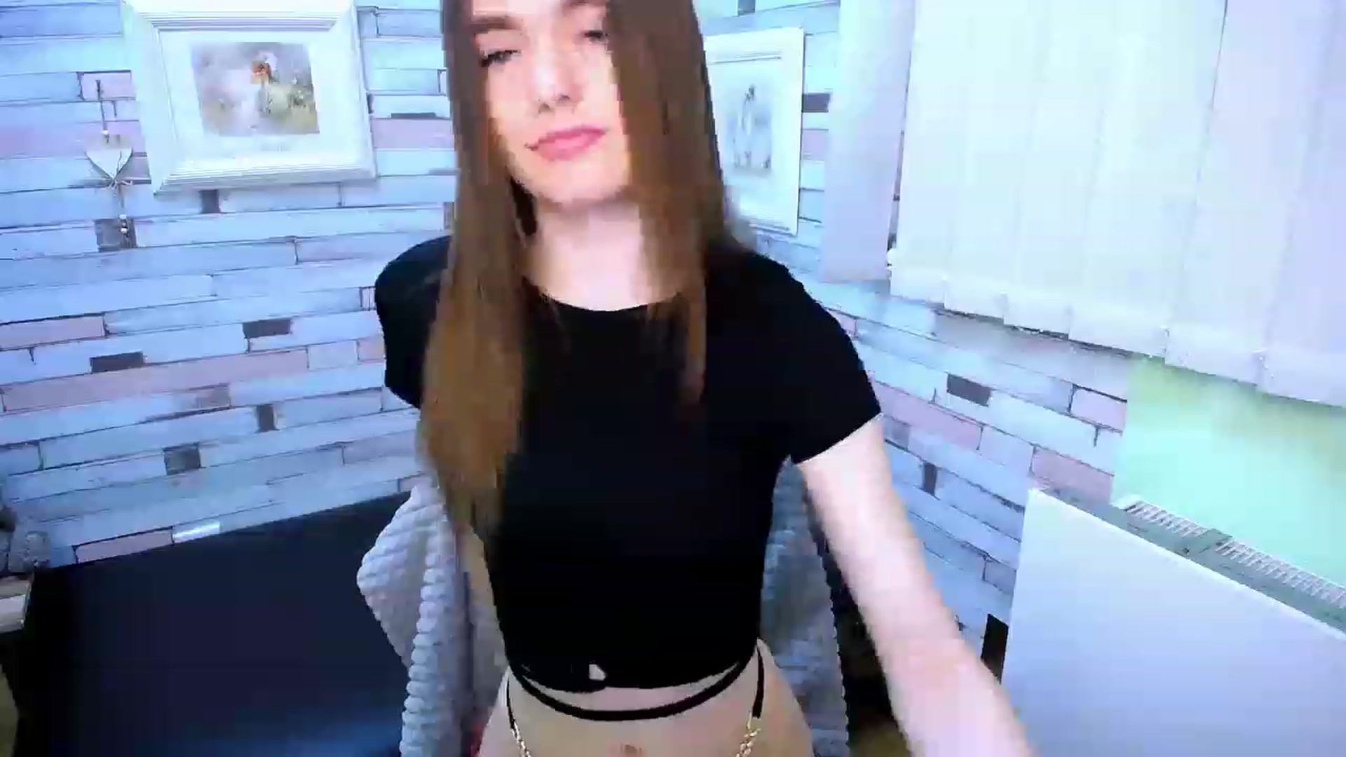 Gallery image thumbnail from Mili_Sky_'s myfreecams stream on, 03/07/2023, 10:31 image 7 of 20