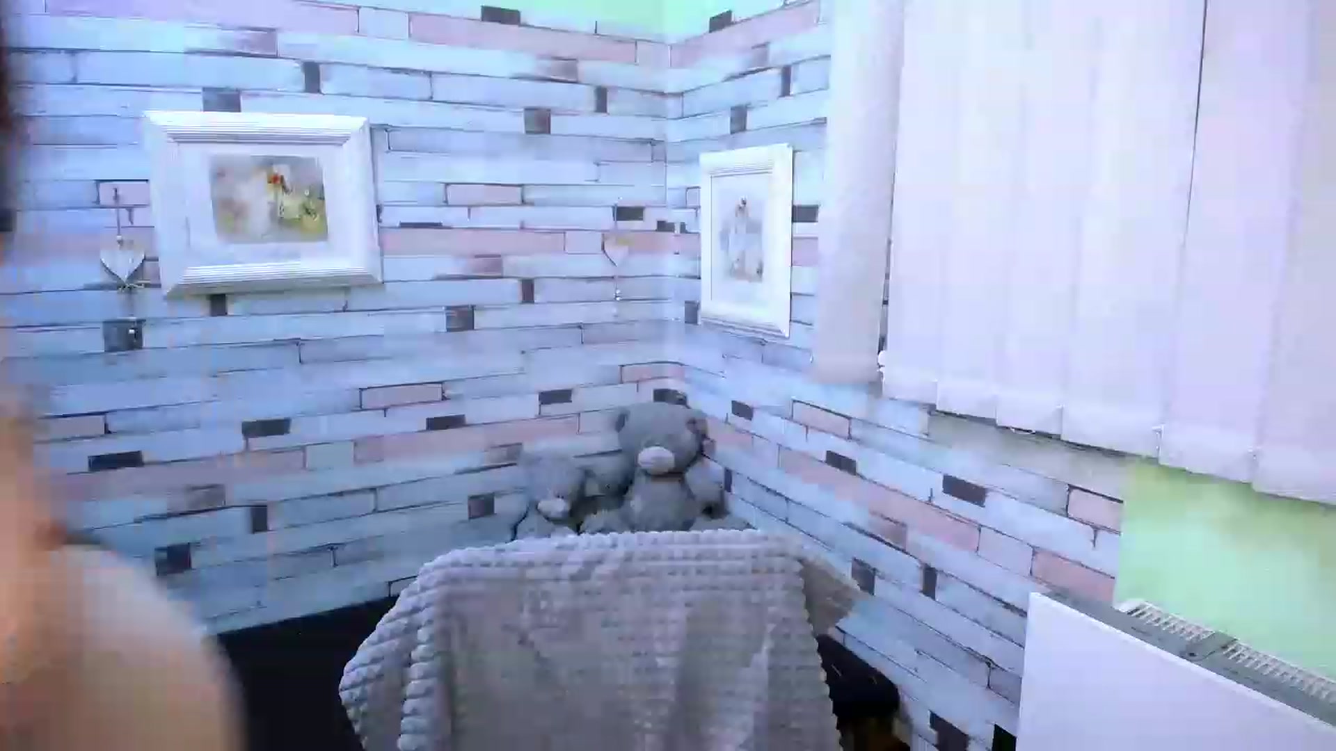 Gallery image thumbnail from Mili_Sky_'s myfreecams stream on, 03/07/2023, 10:56 image 10 of 20