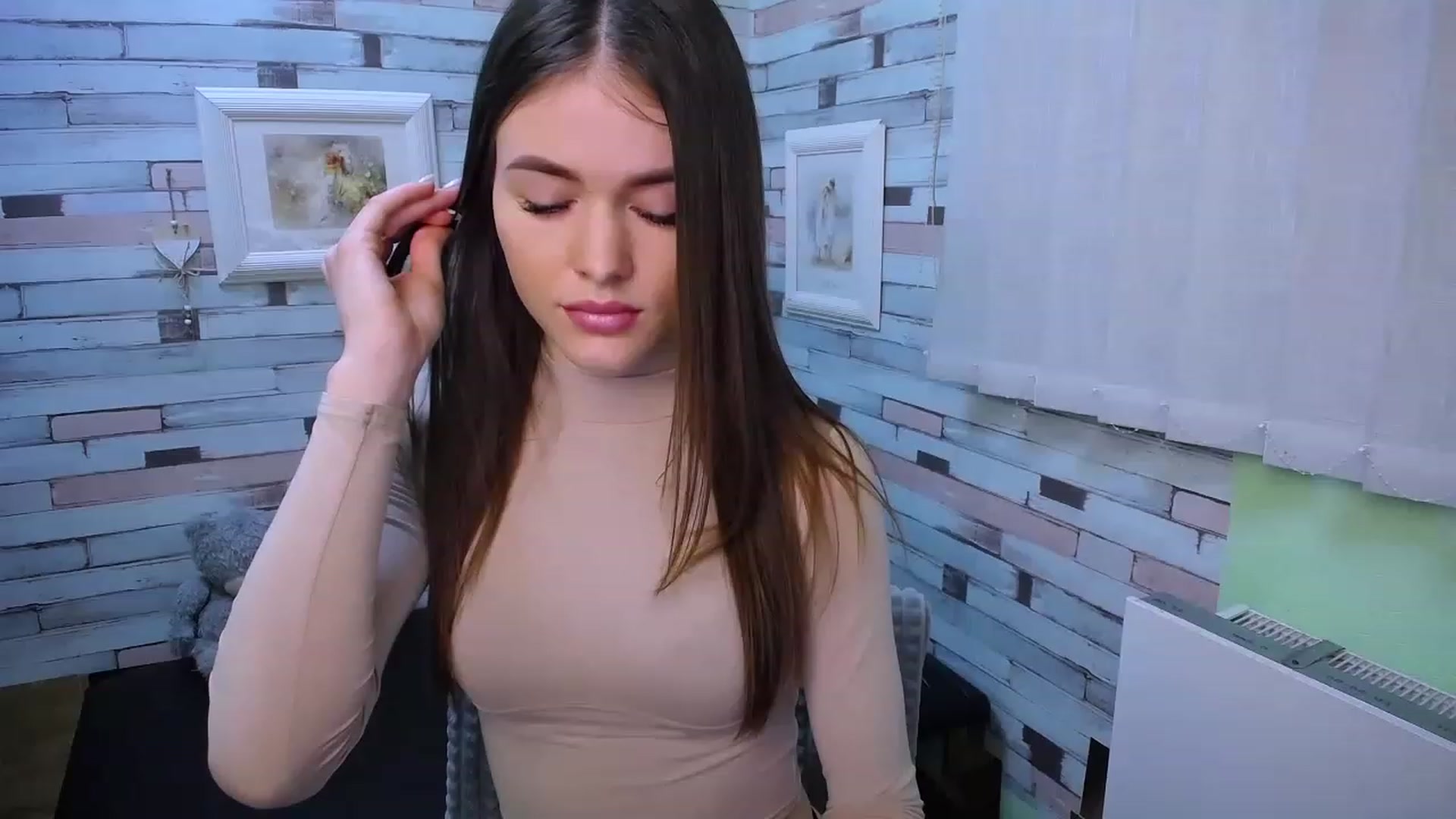 Gallery image thumbnail from Mili_Sky_'s myfreecams stream on, 03/19/2023, 09:02 image 11 of 20