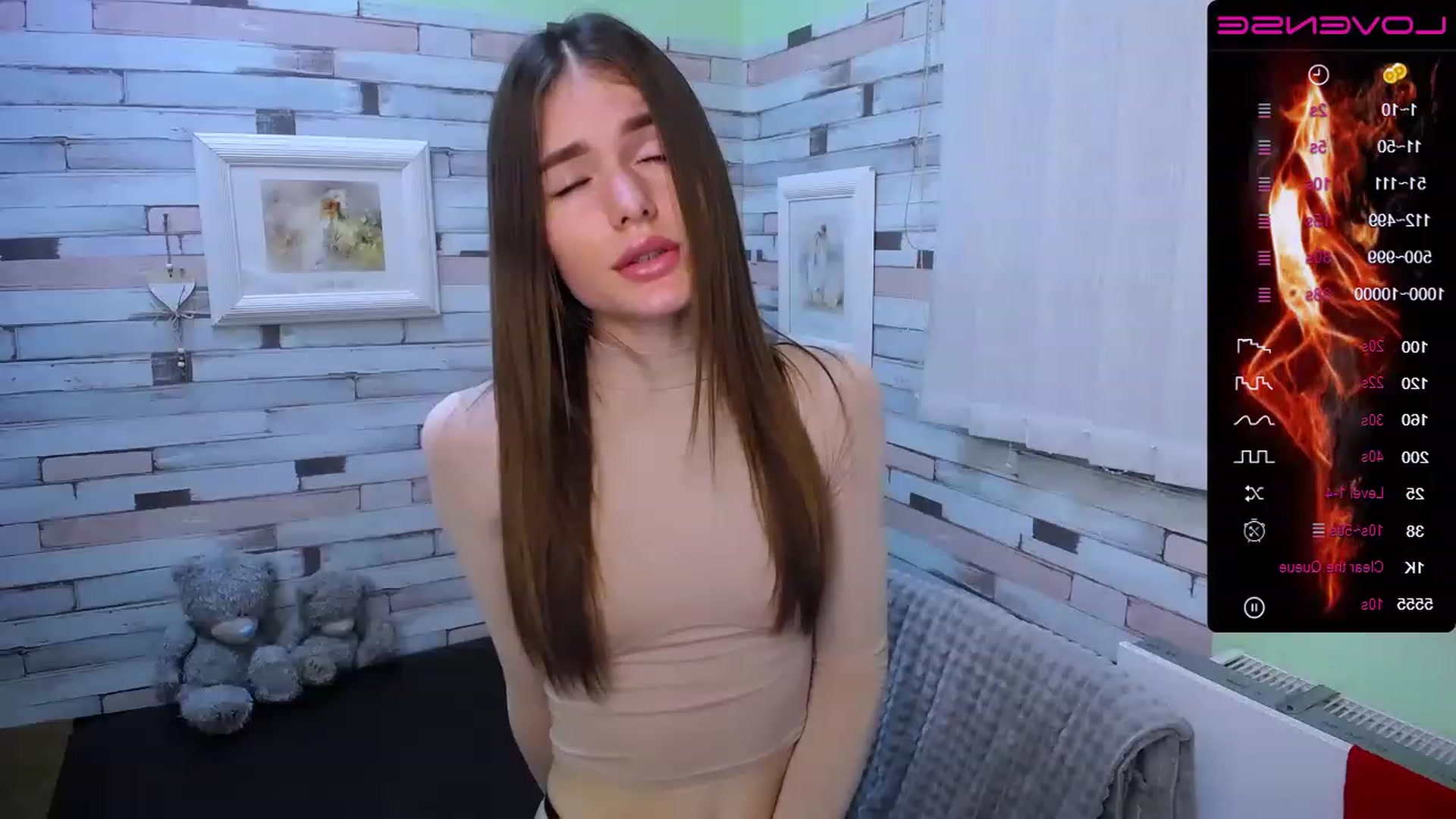 Gallery image thumbnail from Mili_Sky_'s myfreecams stream on, 03/19/2023, 17:24 image 9 of 20